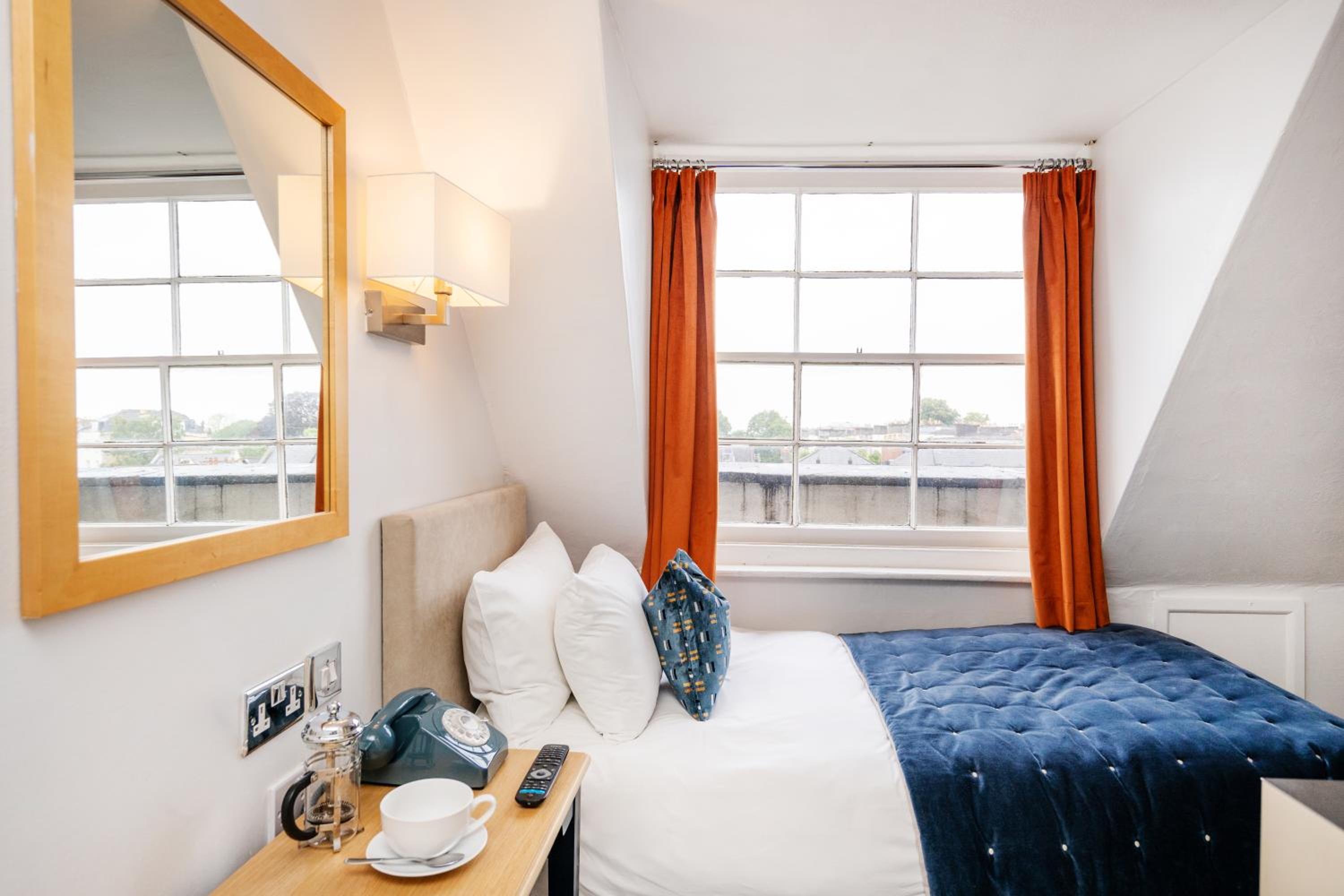 Single Room photo 1