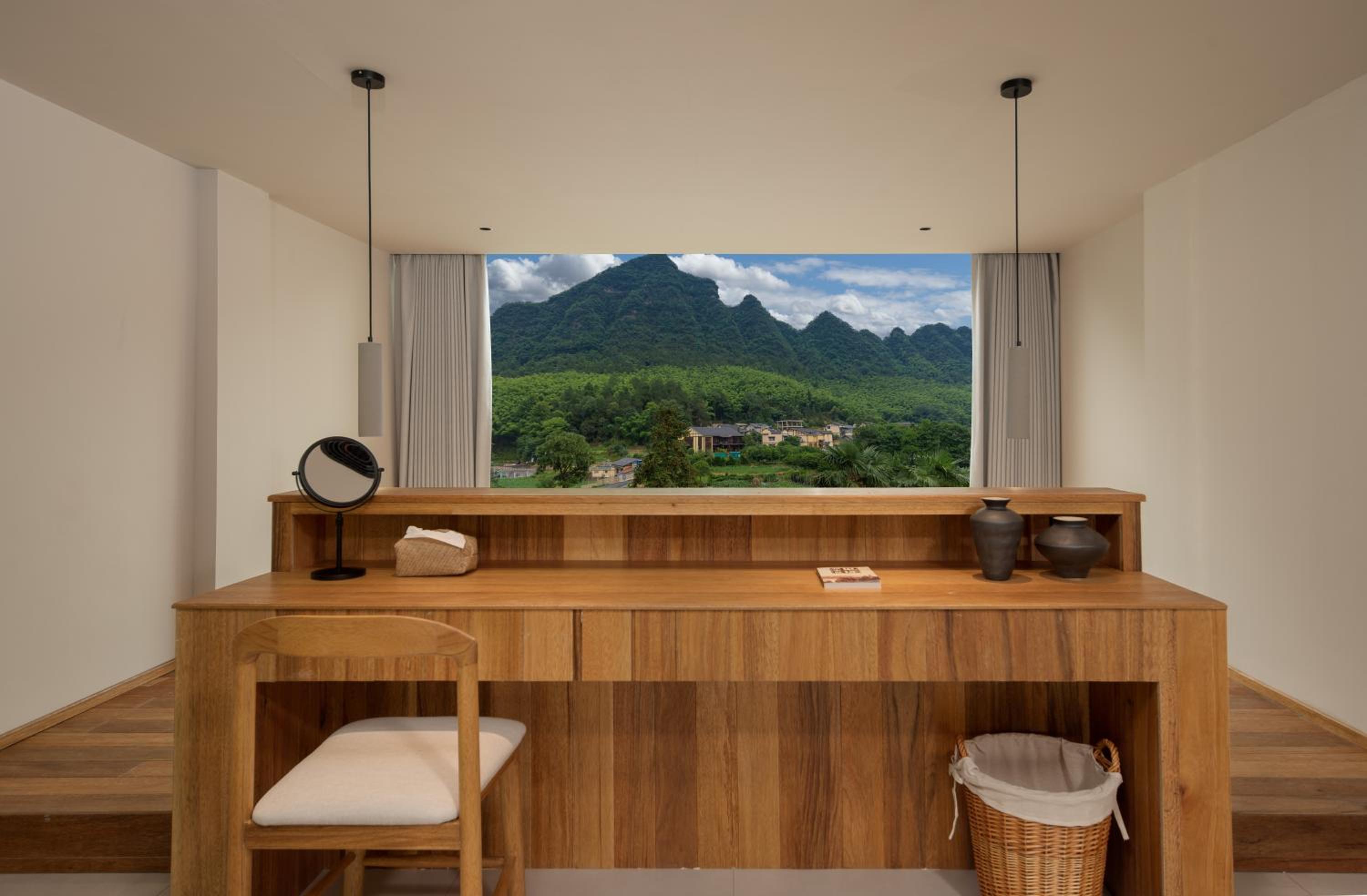 Tatami Room with Mountain View photo 3