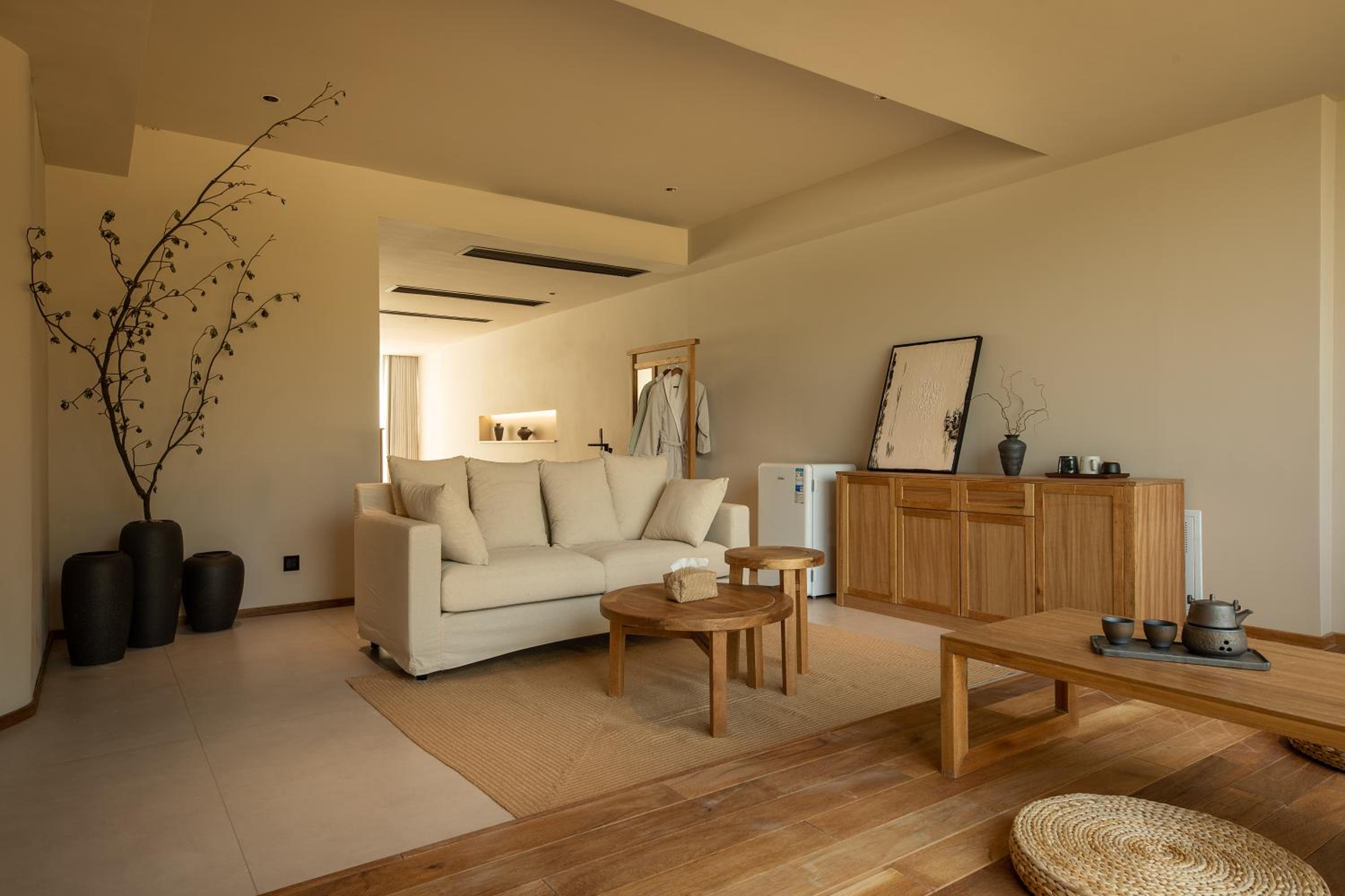 Tatami Room with Mountain View photo 2