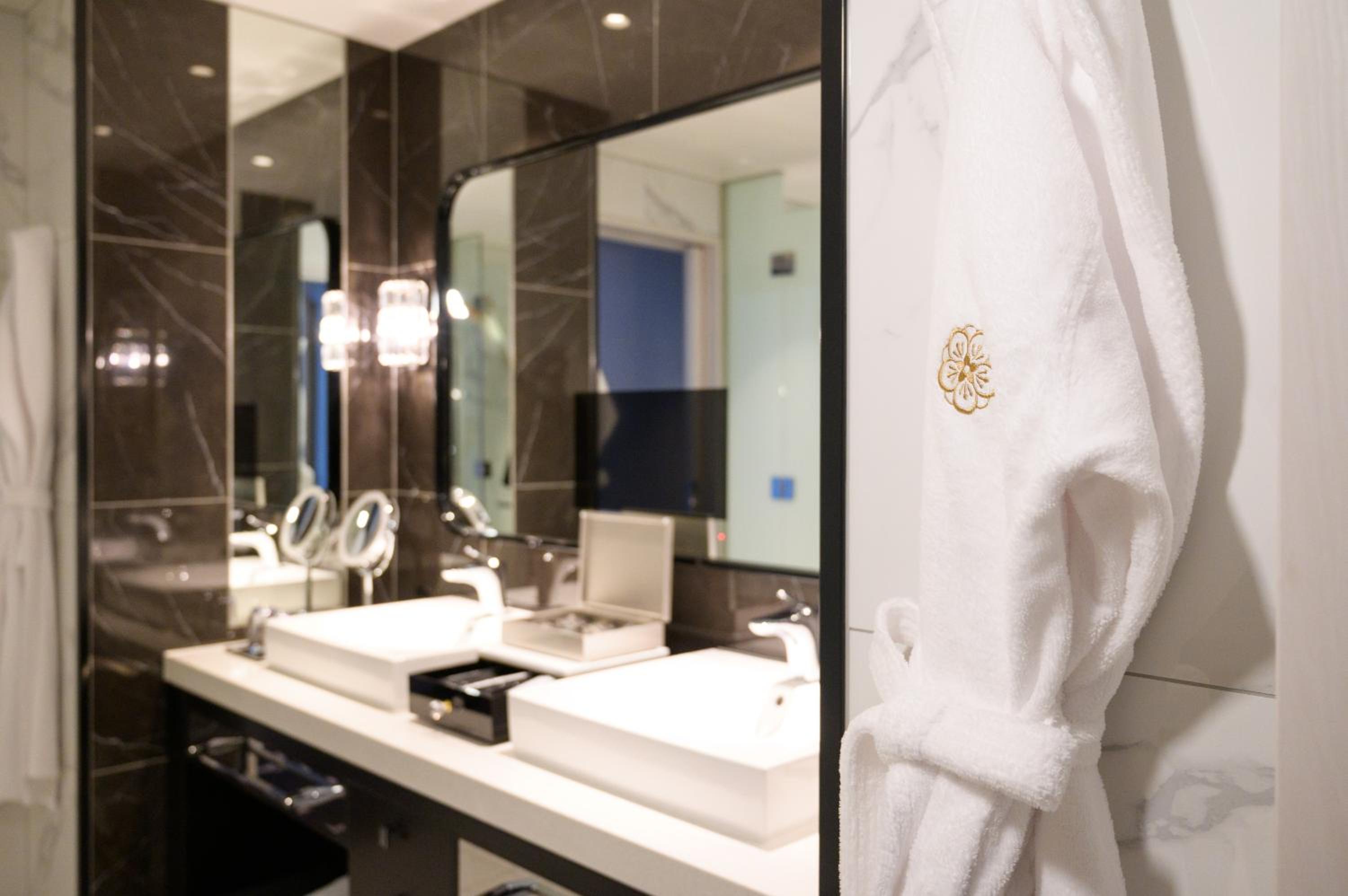 The Kahala Grand Harbor View Twin - Photo 7