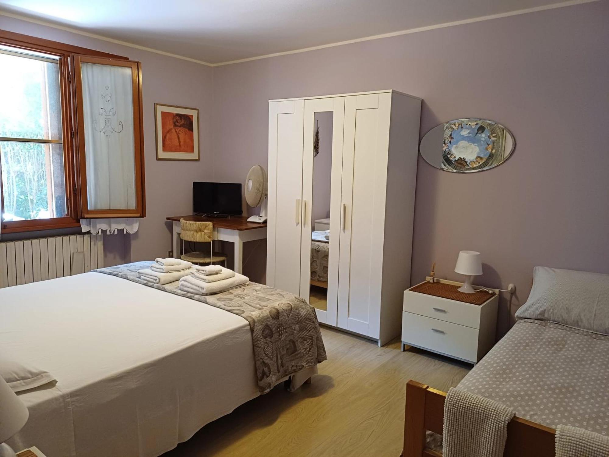 Triple Room with Private Bathroom photo 1