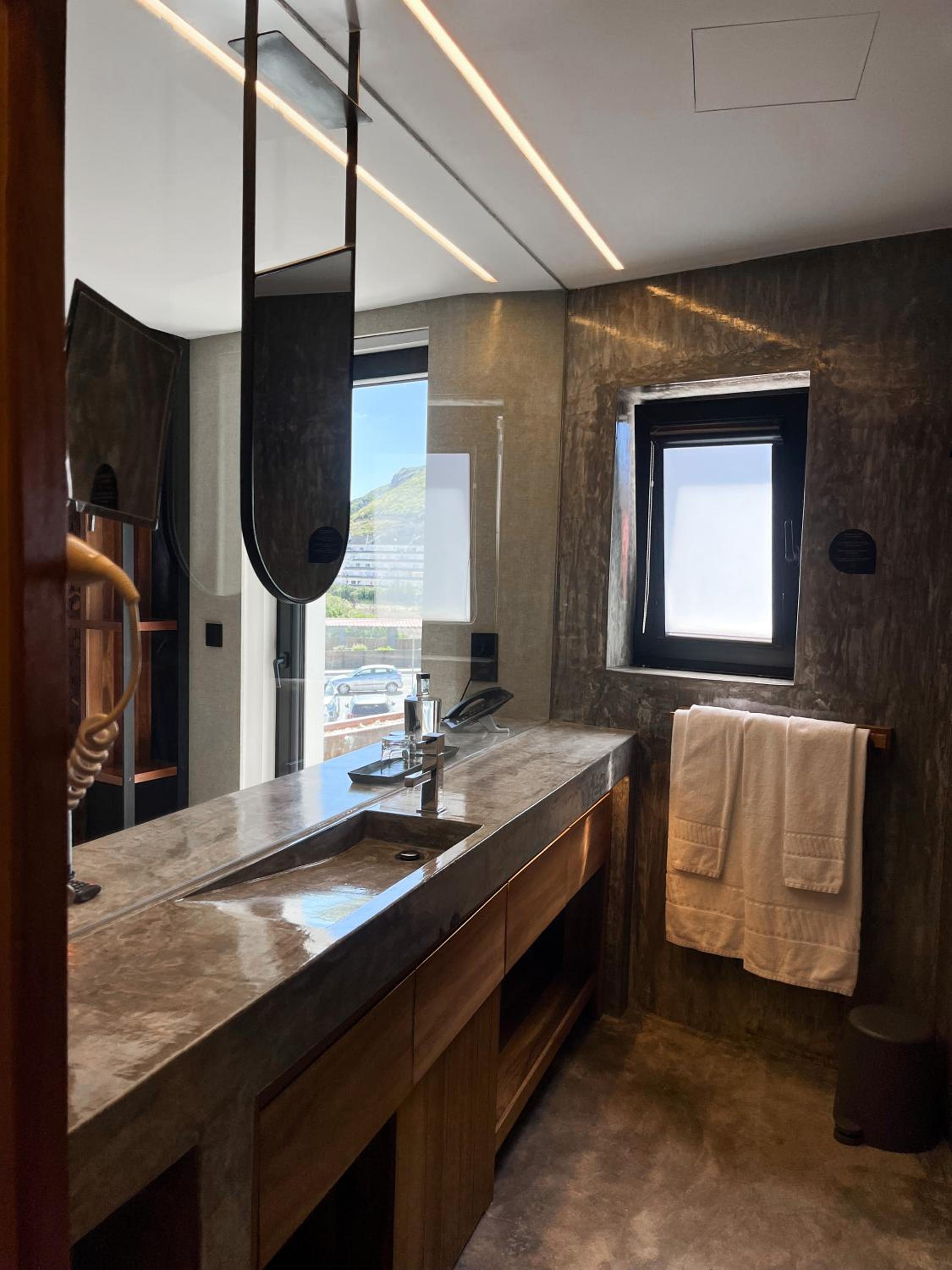 Standard Suite - Photo 5