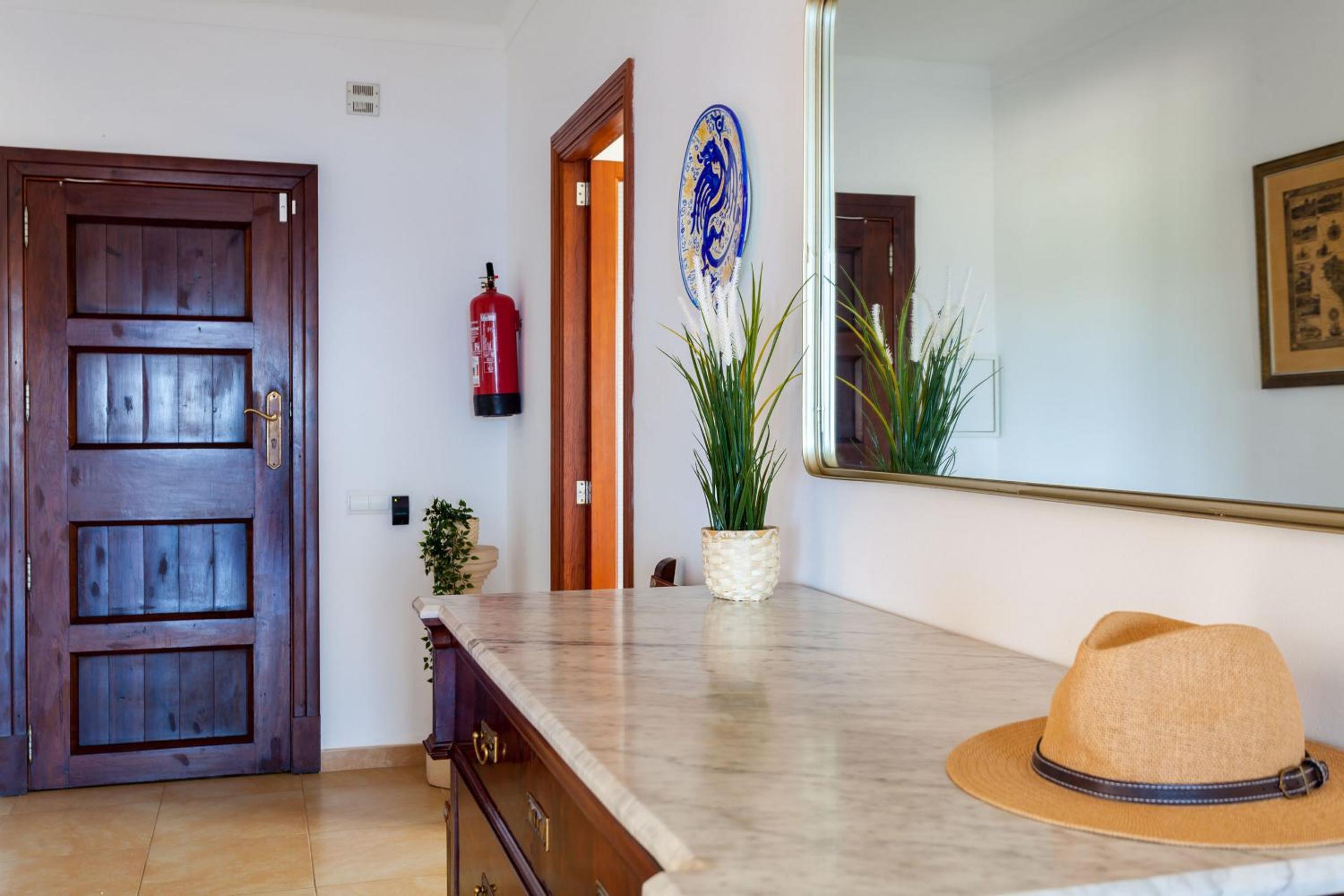 Casa de cuatro habitaciones