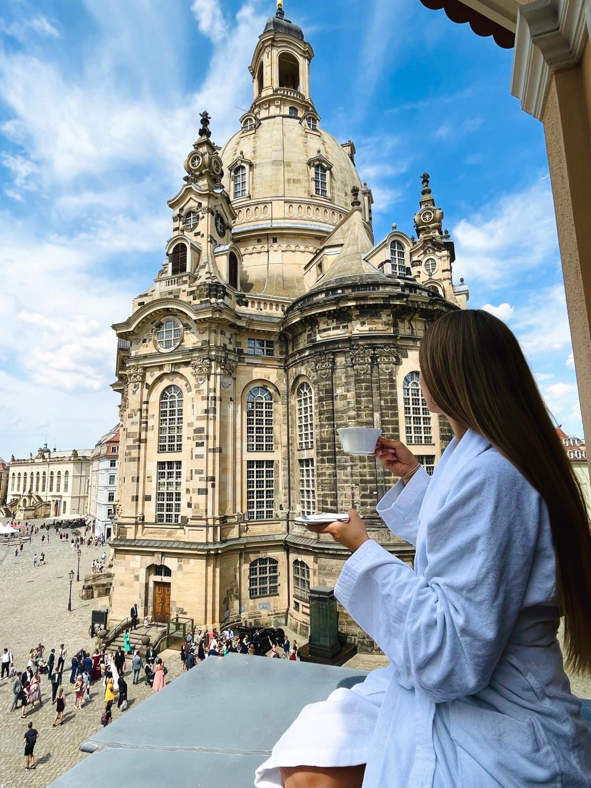 Premium Junior Suite mit Blick auf die Frauenkirche Premium Junior Suite mit Blick auf die Frauenkirche
