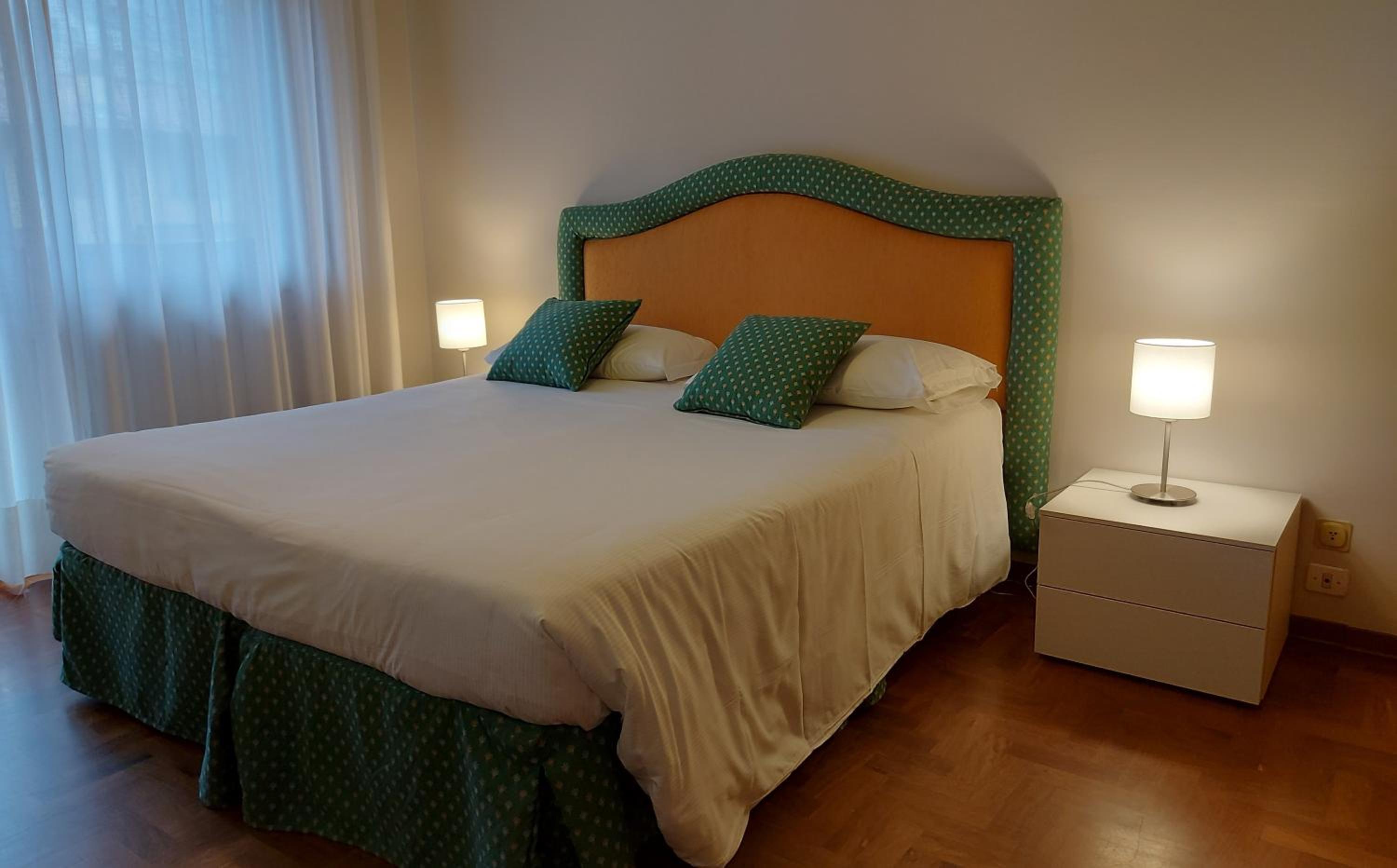 Two-Bedroom Apartment - Photo 6