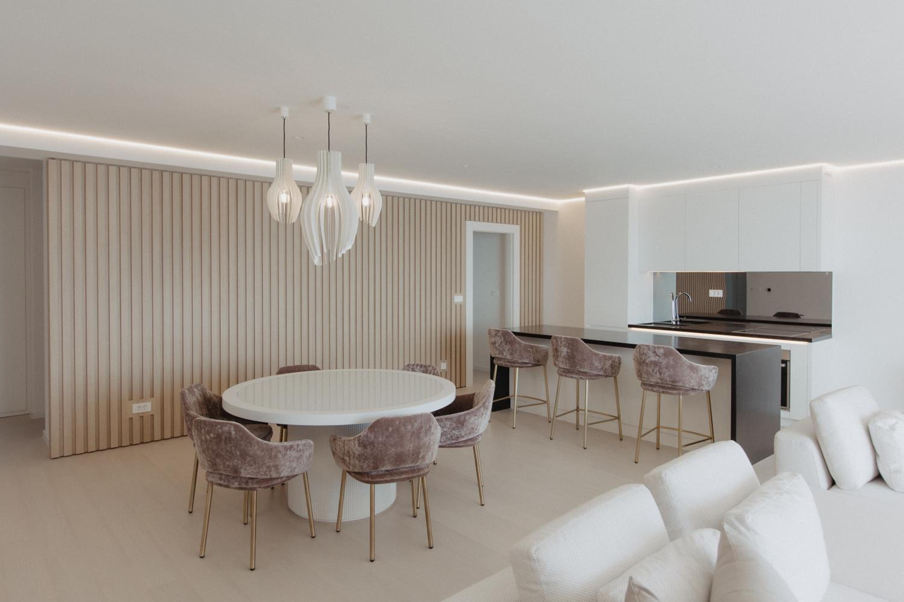 Apartment with Sea View - Photo 6