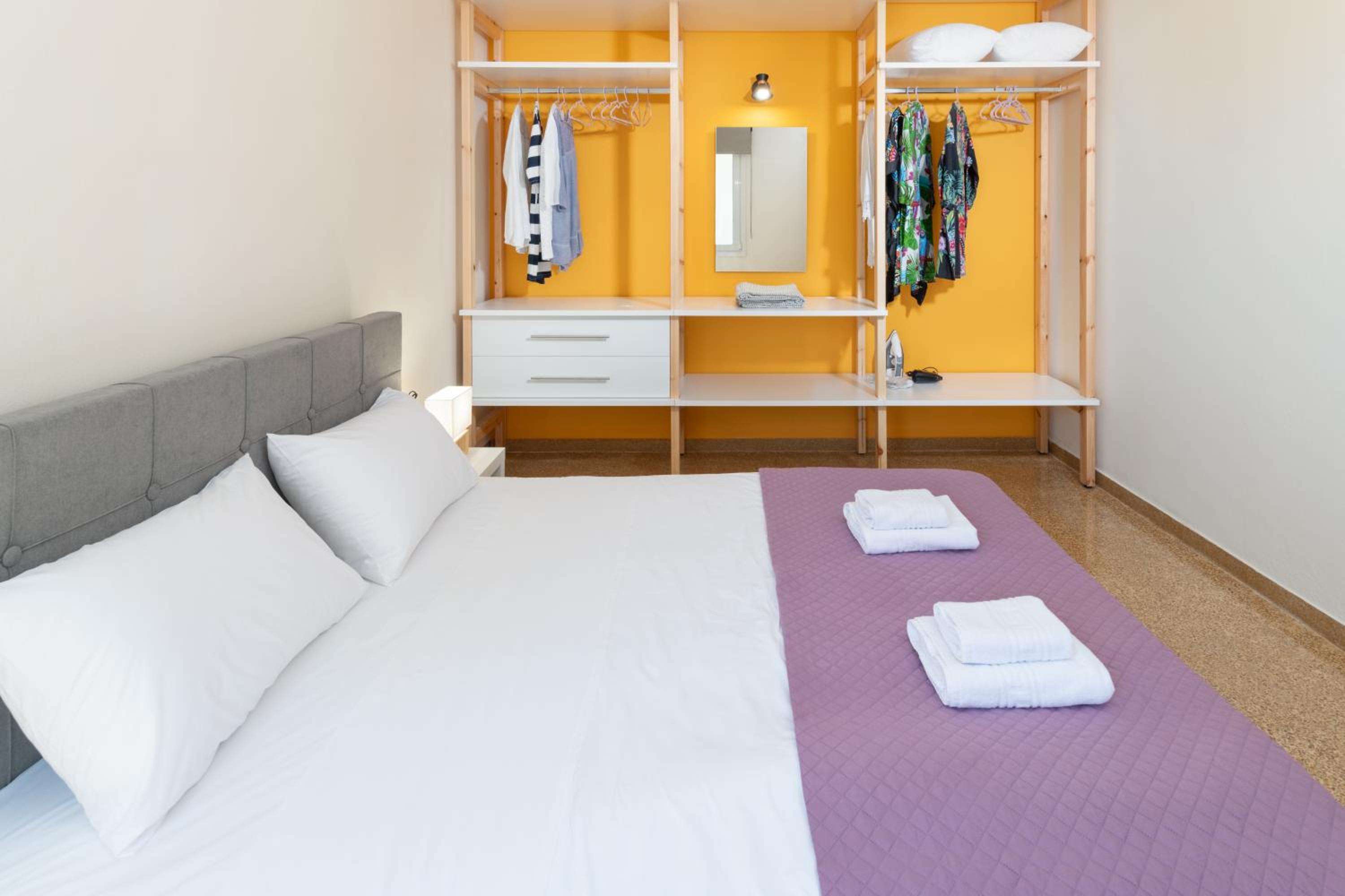 One-Bedroom Apartment (Electra)