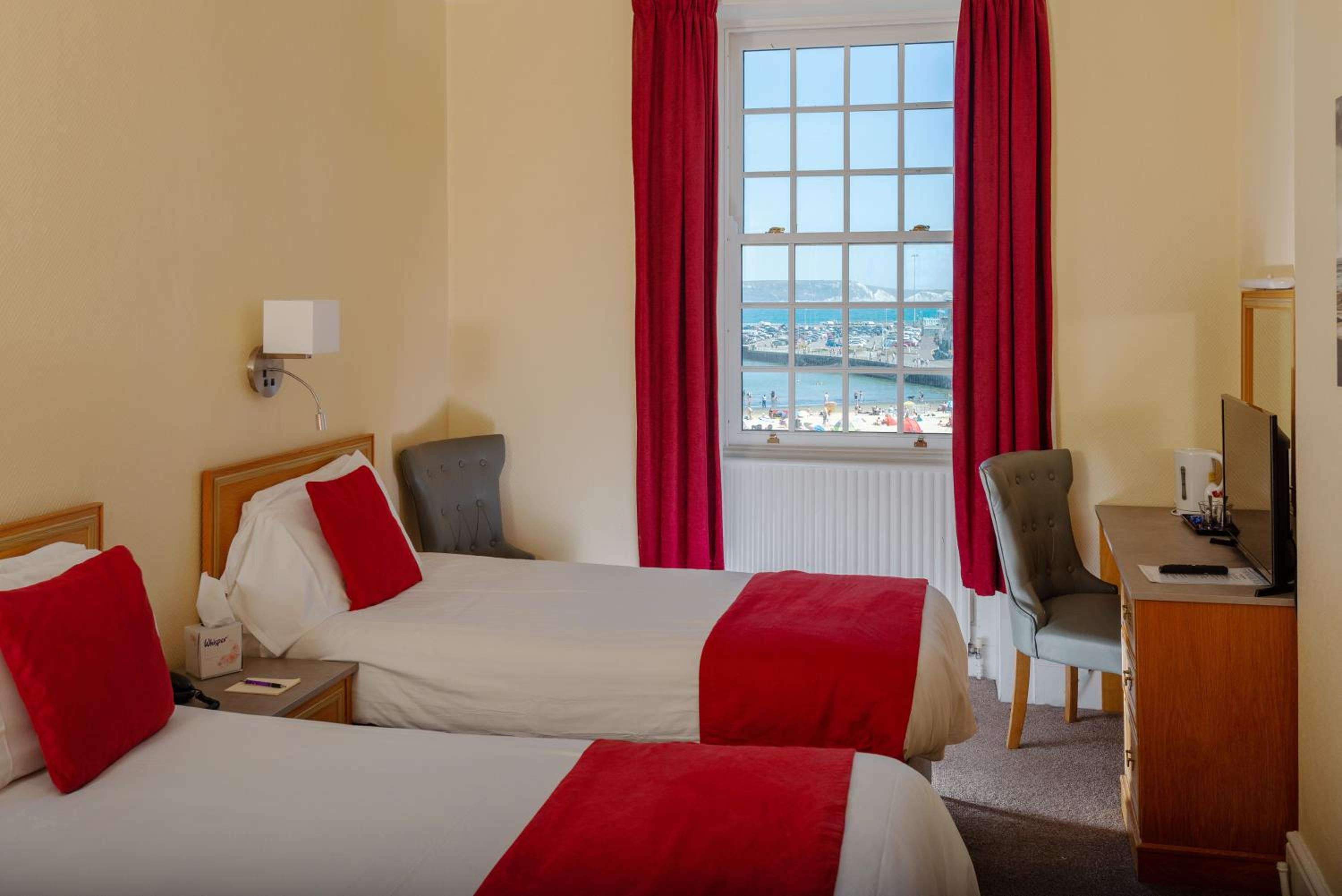 Twin Room with Sea View photo 2