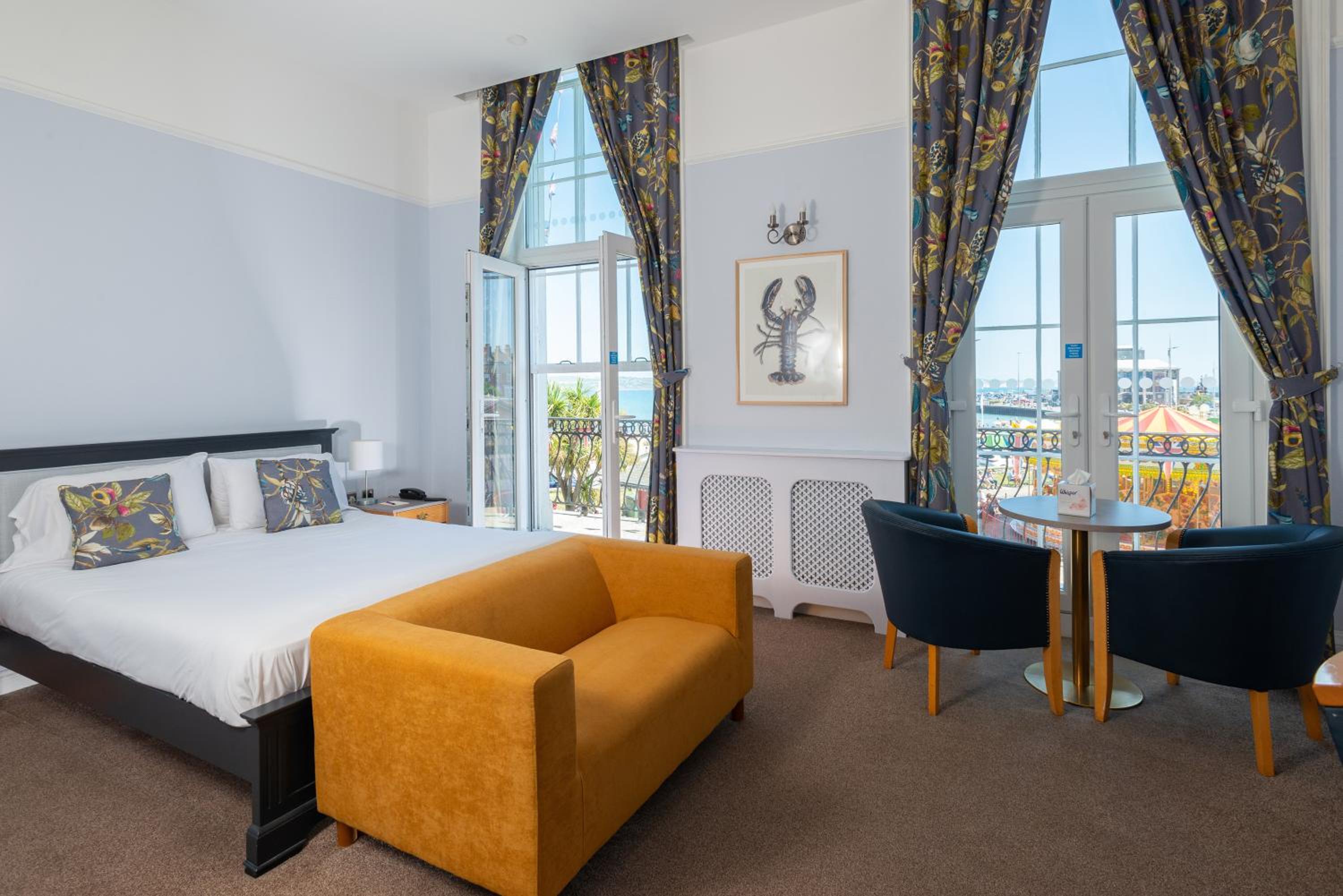 Suite with Balcony photo 3