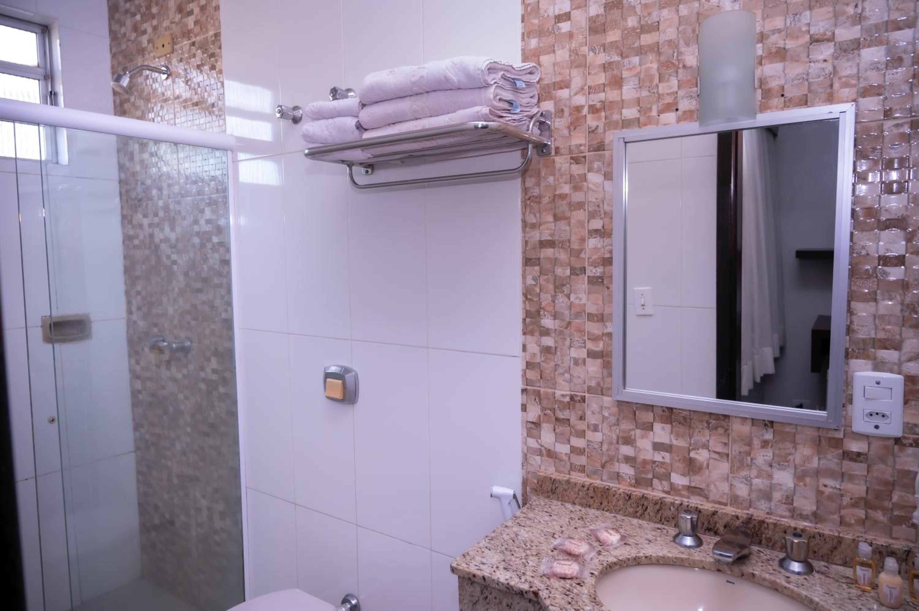 Deluxe Triple Room photo 2