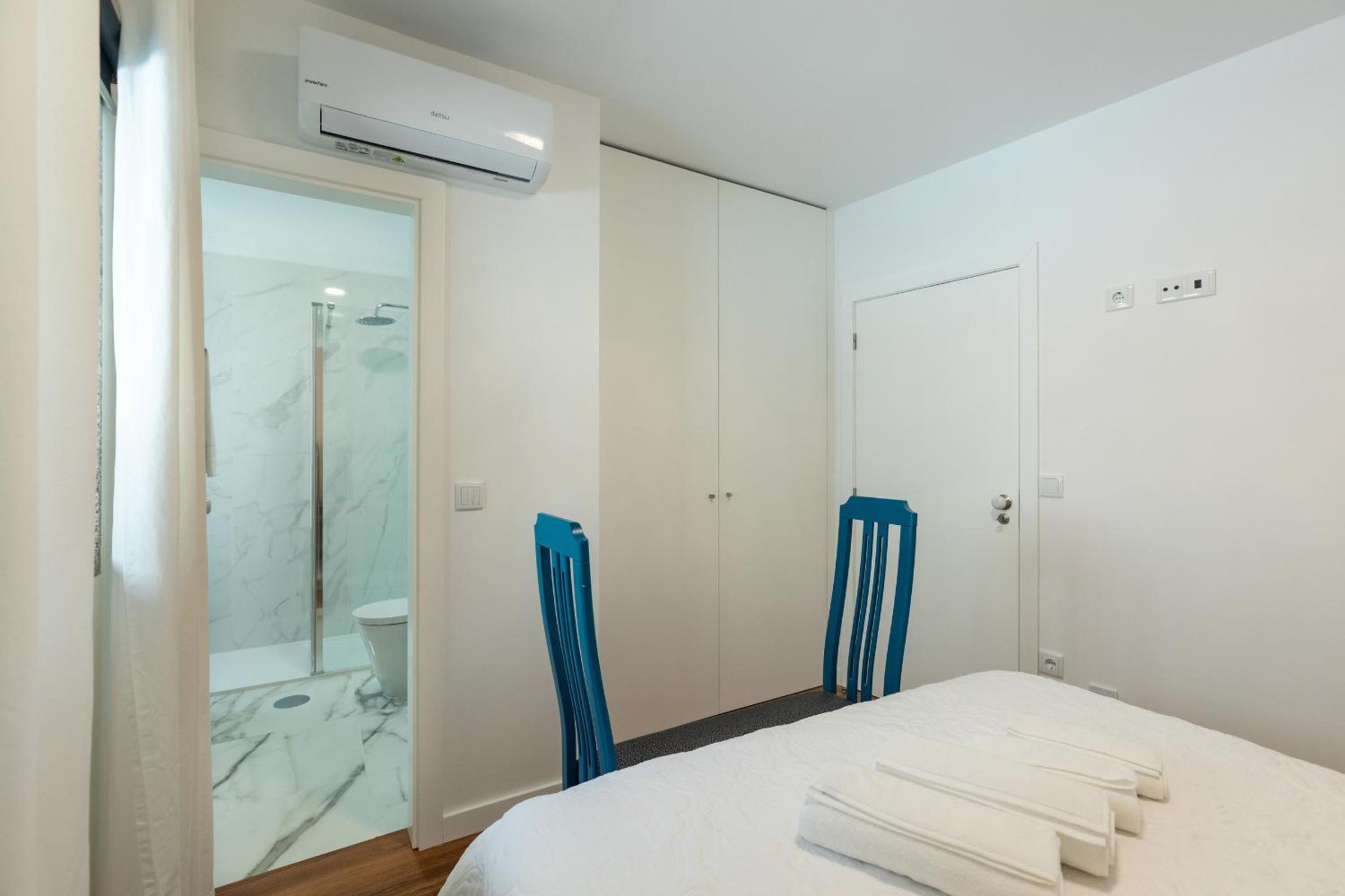Two-Bedroom House photo 3