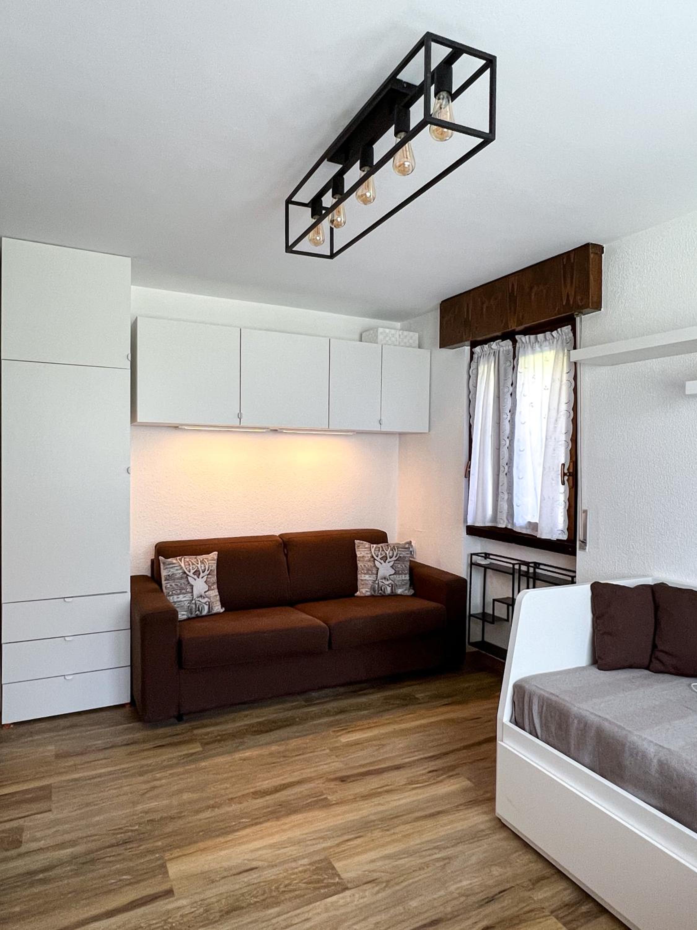 One-Bedroom Apartment photo 3