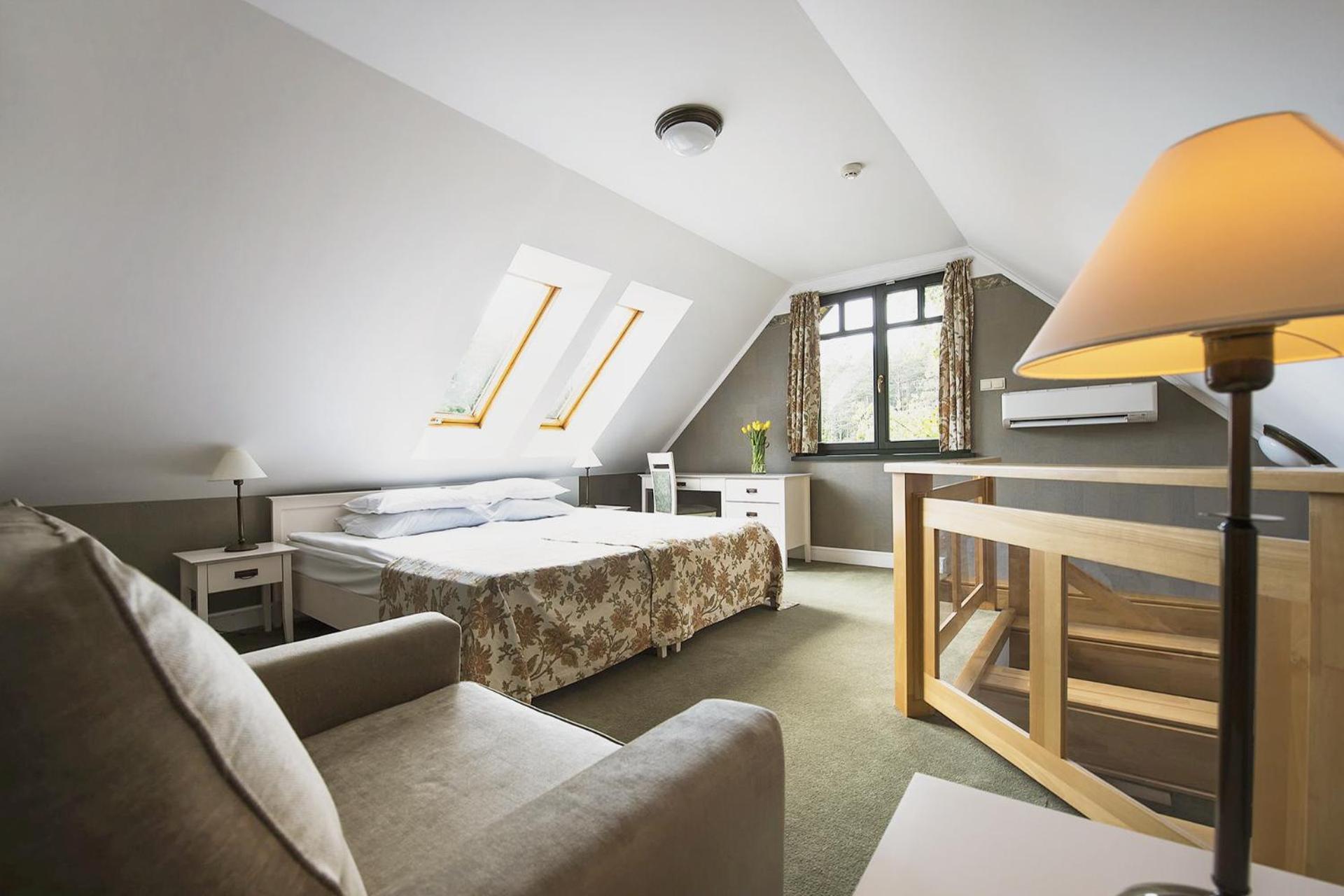 Deluxe Family Room - Photo 2