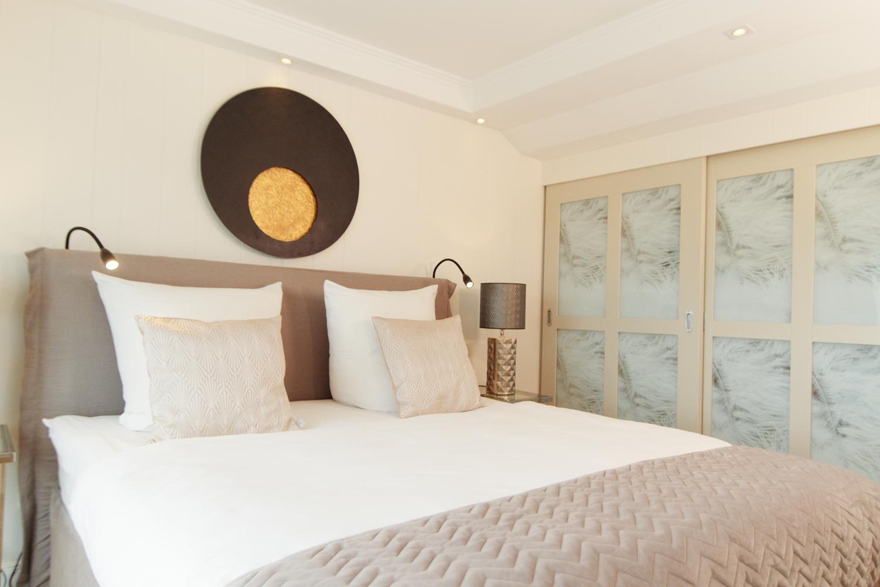 Executive Suite photo 2
