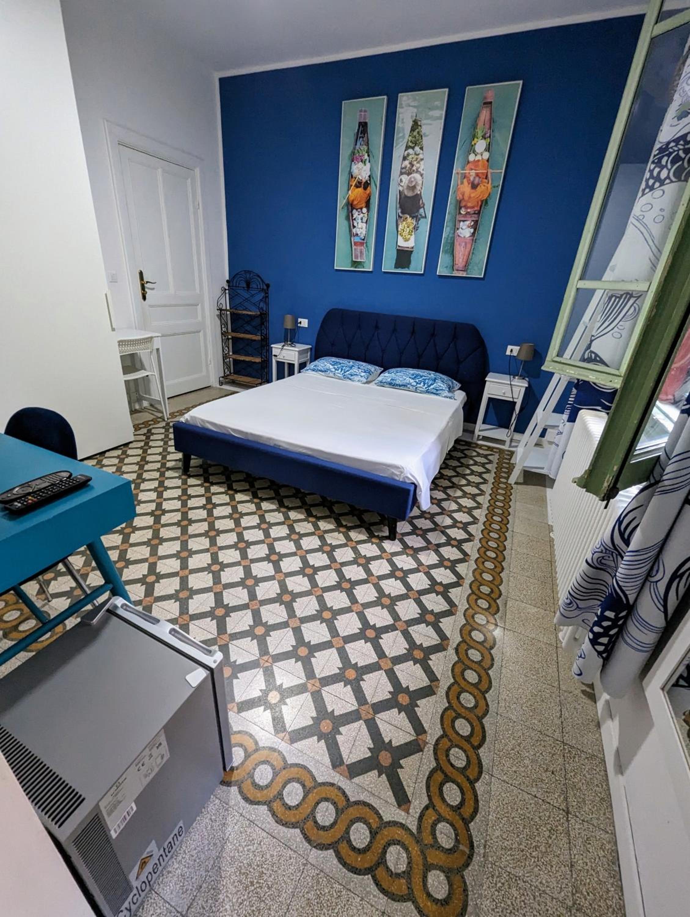 Double Room With Private Bathroom - Photo 4