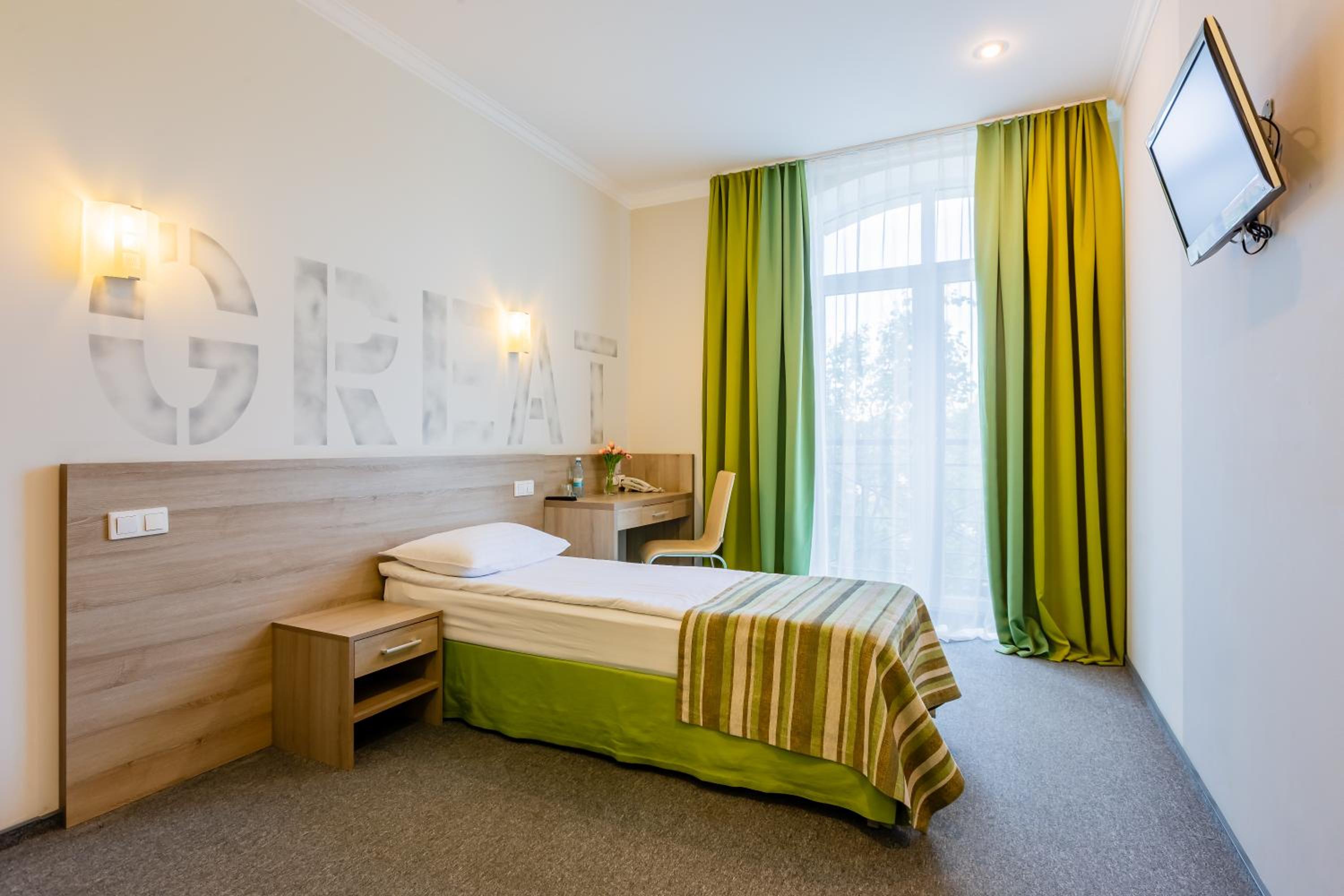 Classic Single Room