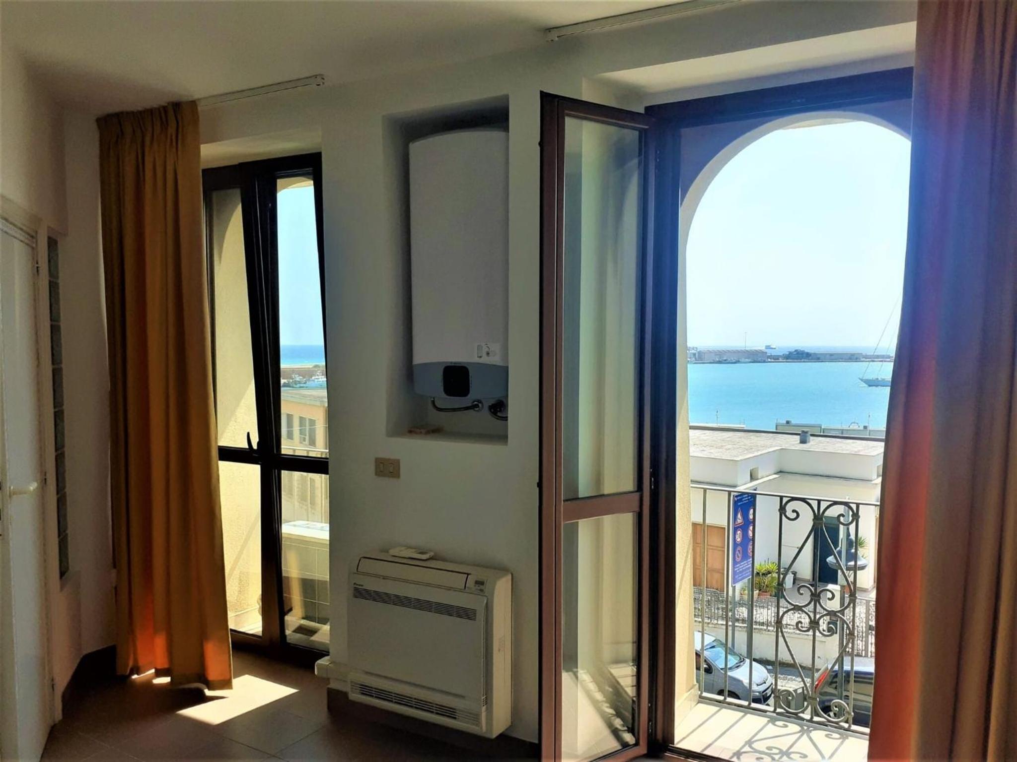 Studio with Sea View photo 2