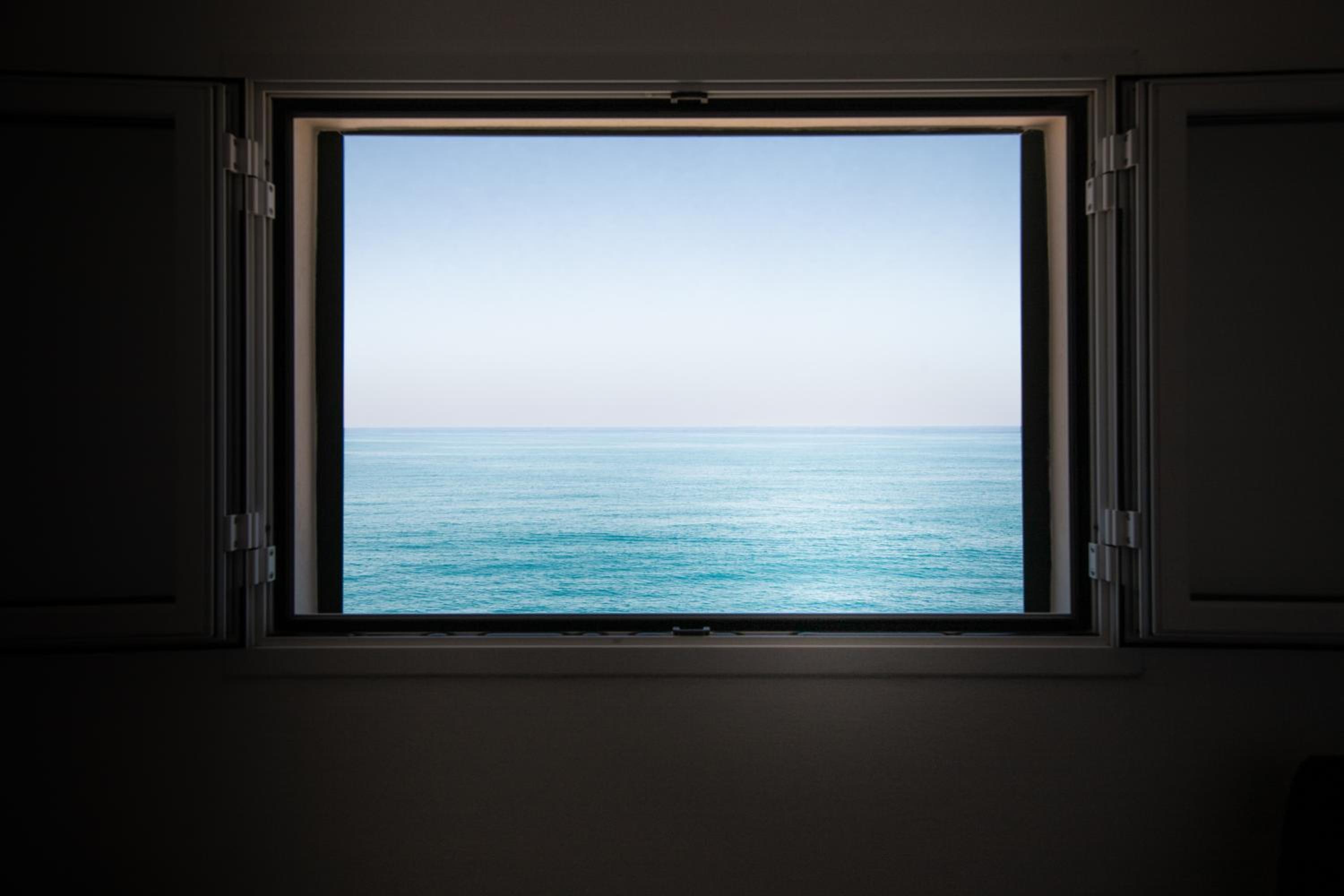 Suite with Sea View - Photo 11