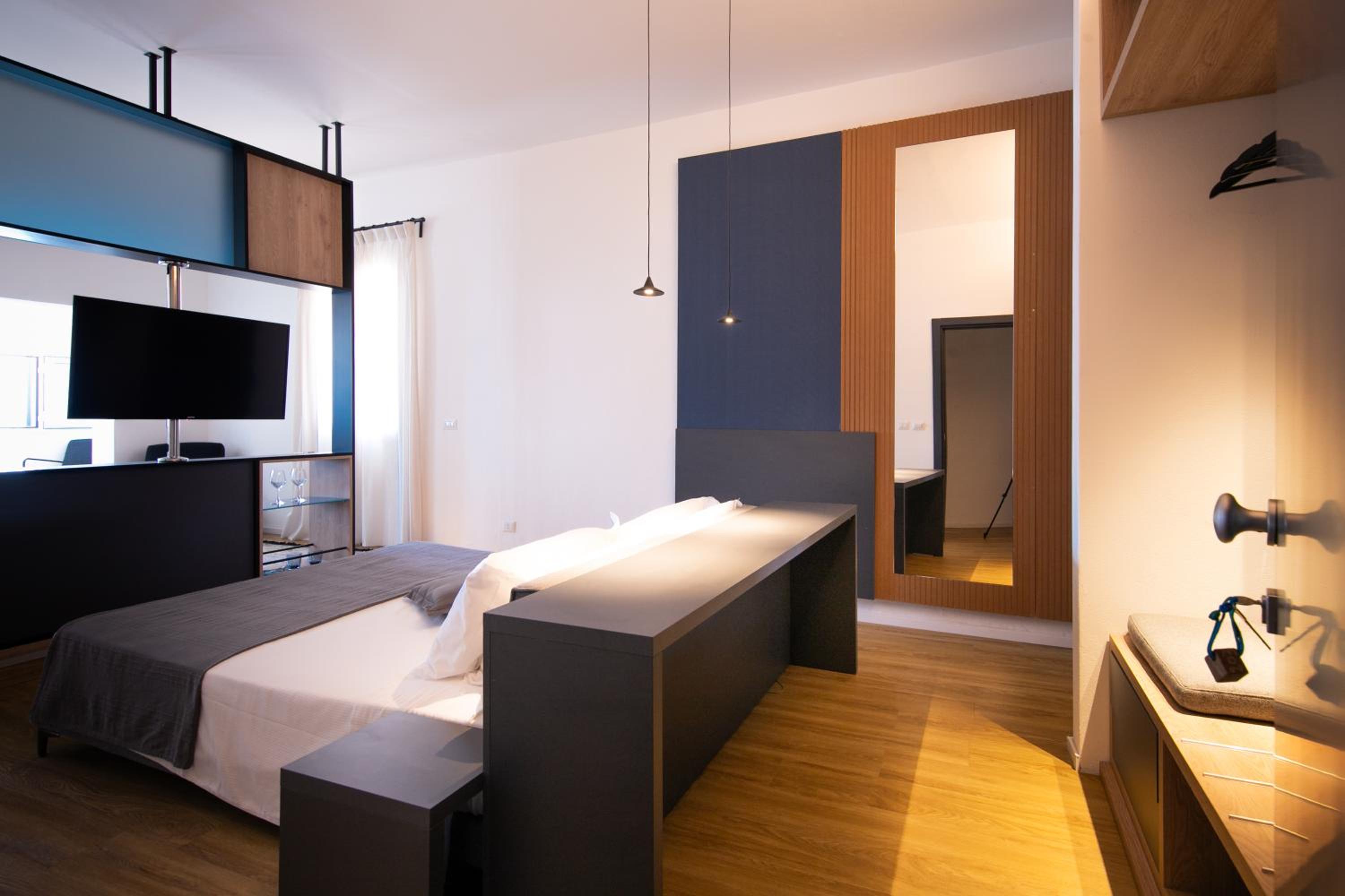 Suite with Sea View - Photo 9