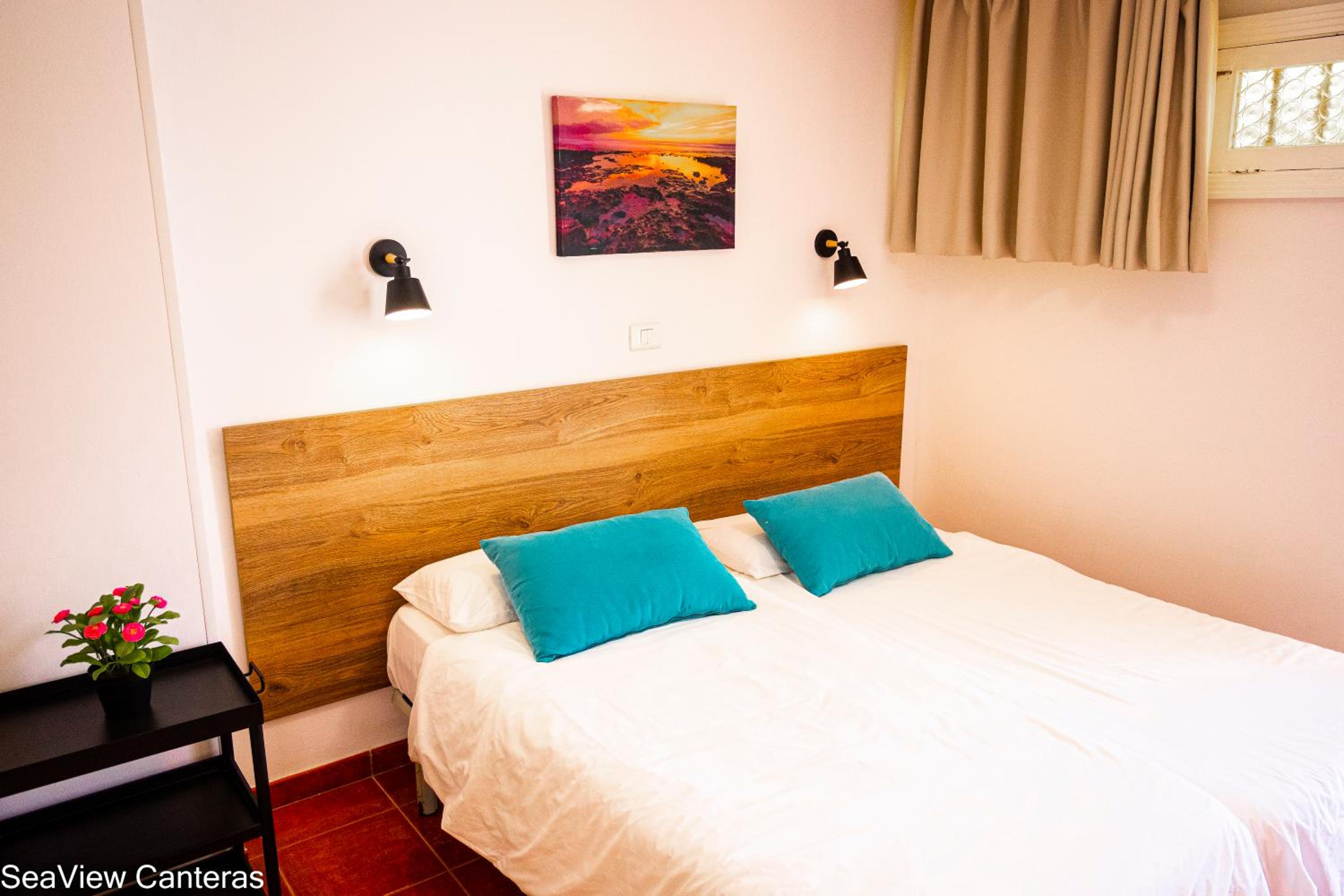 Apartment with Sea View - Photo 16