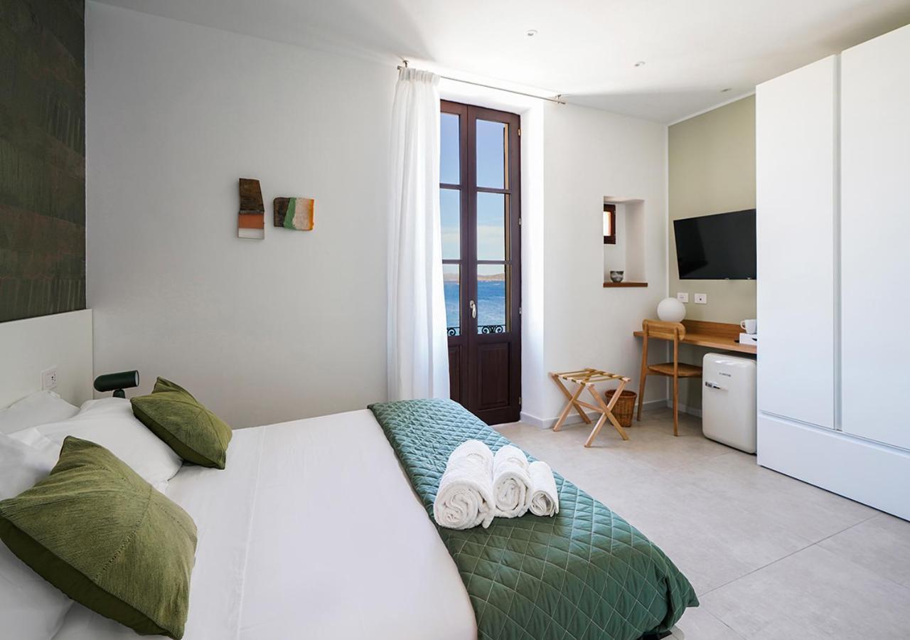 Double Room with Sea View photo 1