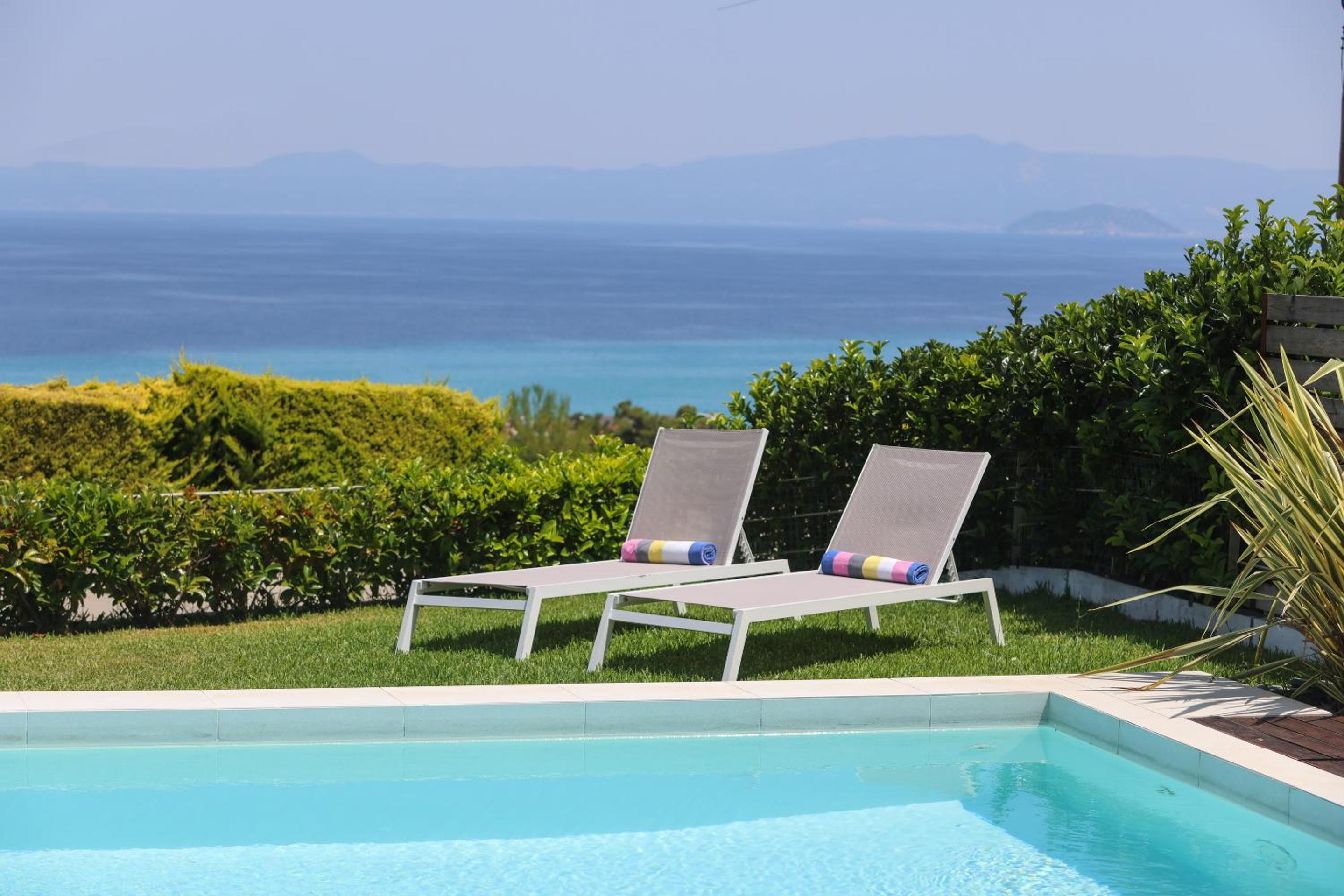 Villa with Private Pool photo 3