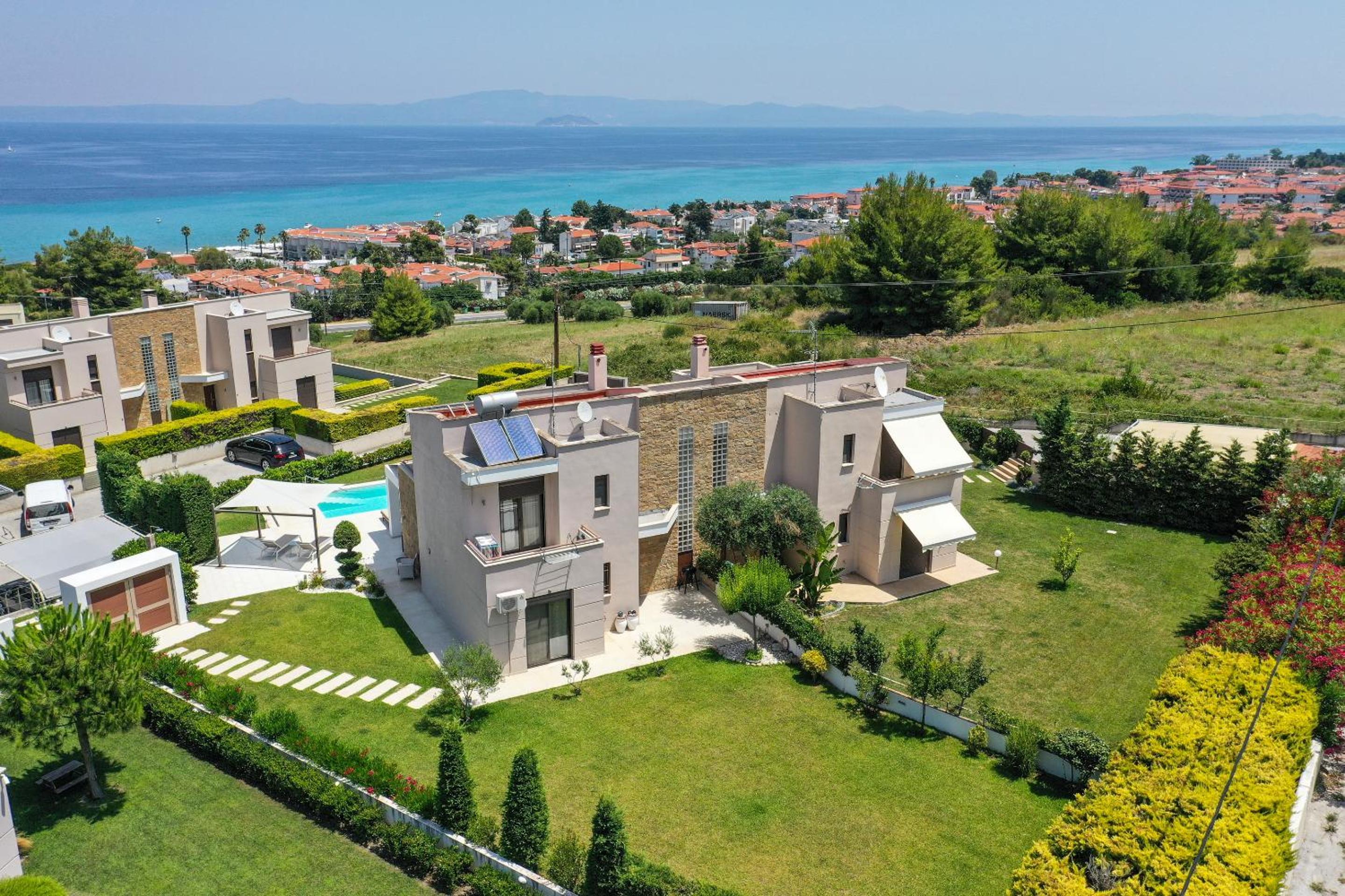 Villa with Private Pool photo 2