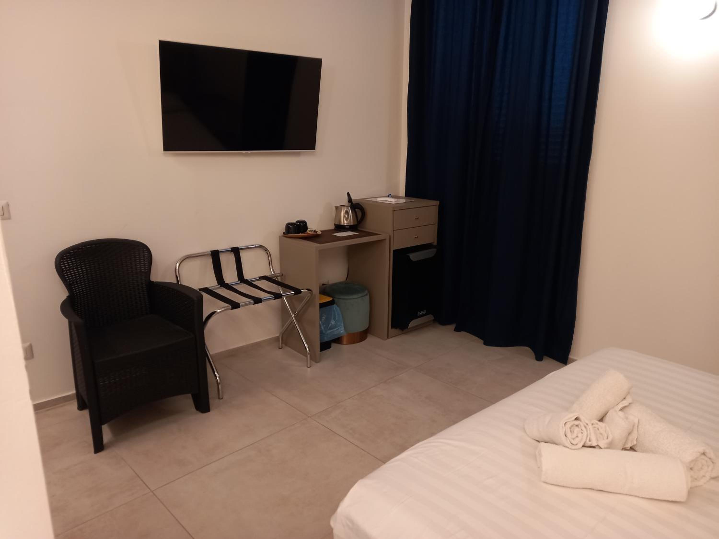 Double Room With Private Bathroom