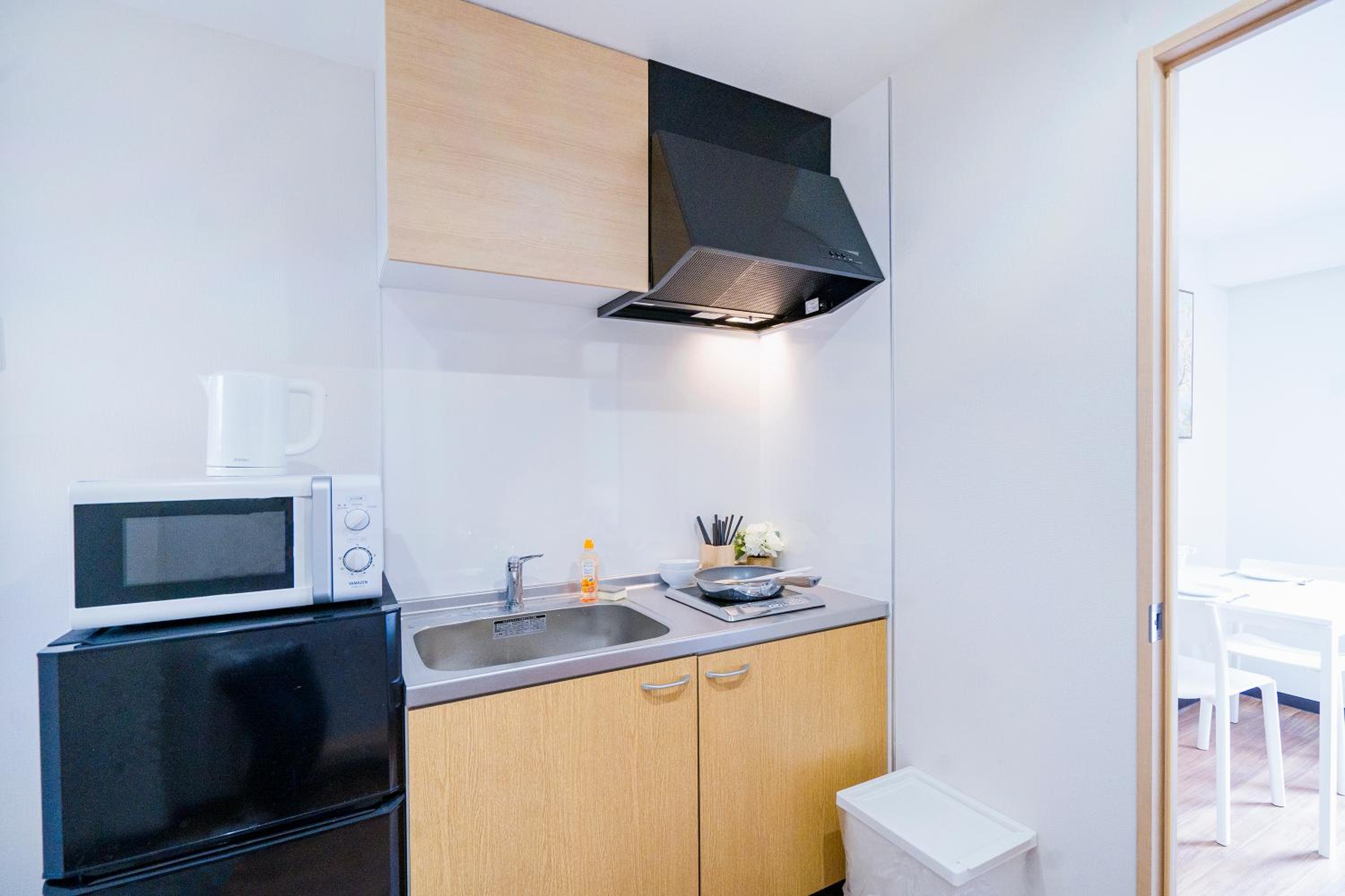 Three-Bedroom Apartment photo 2