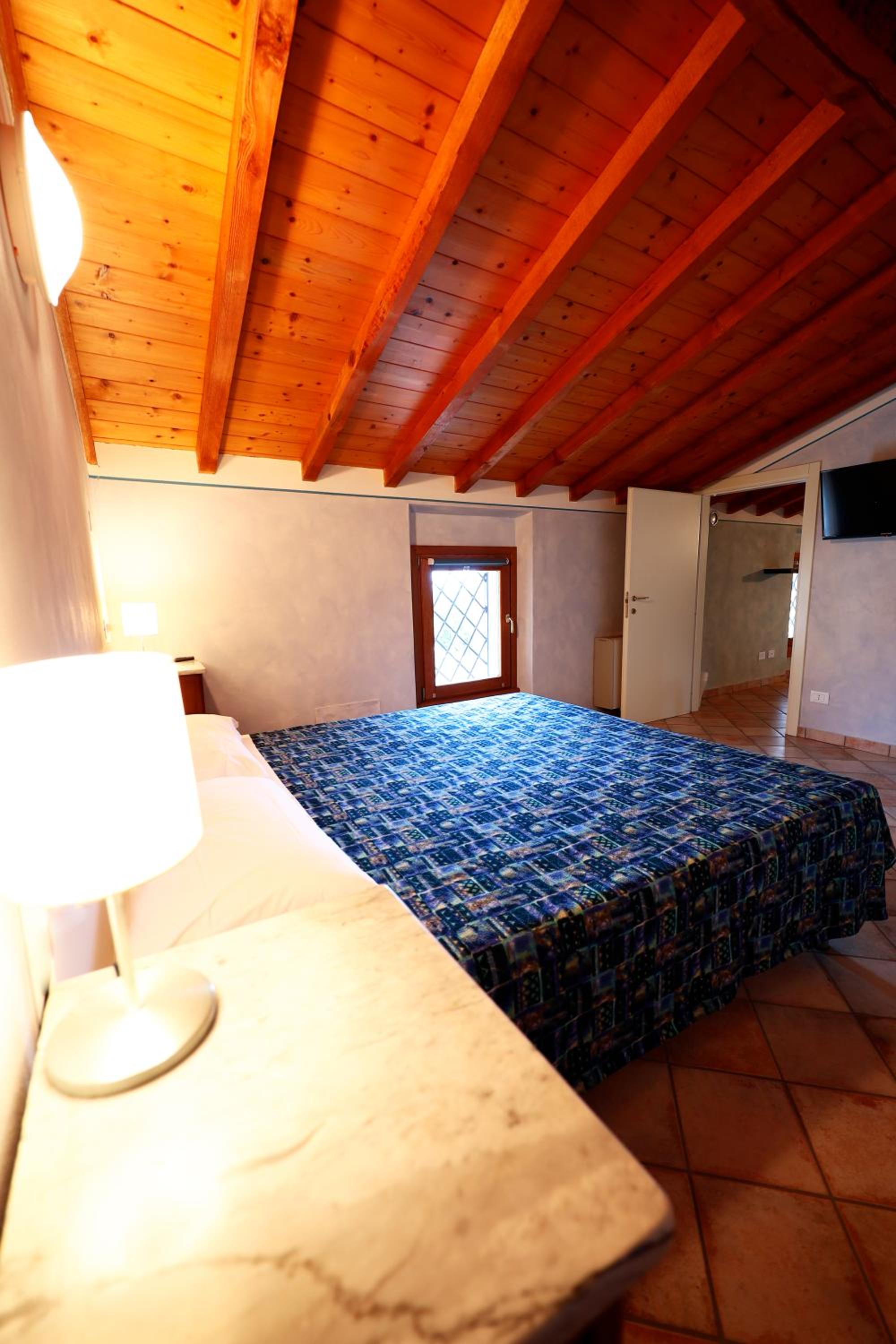 Family Room with Private Bathroom photo 1