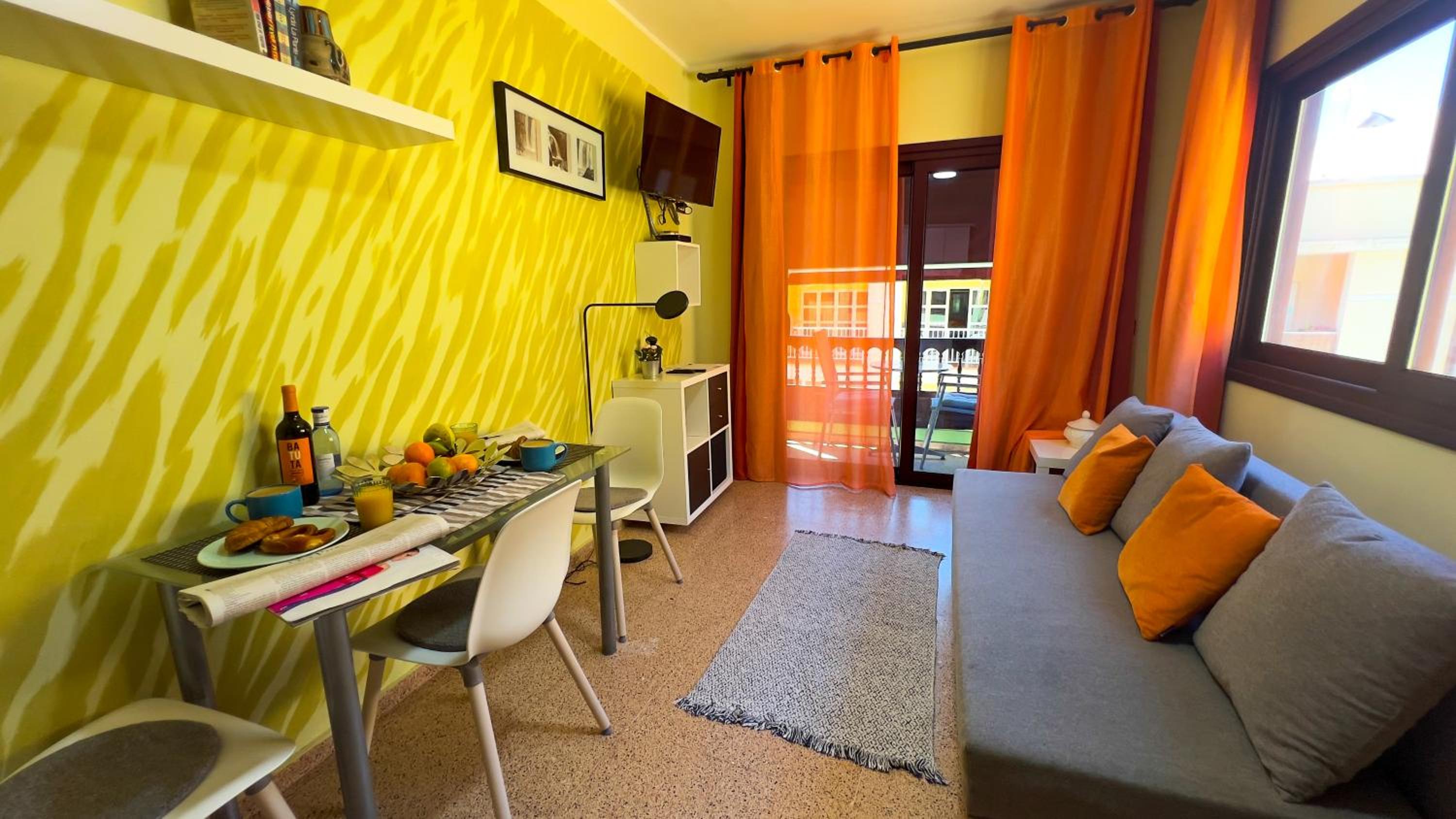 Apartamento de una habitación con balcón (2-3 adultos)