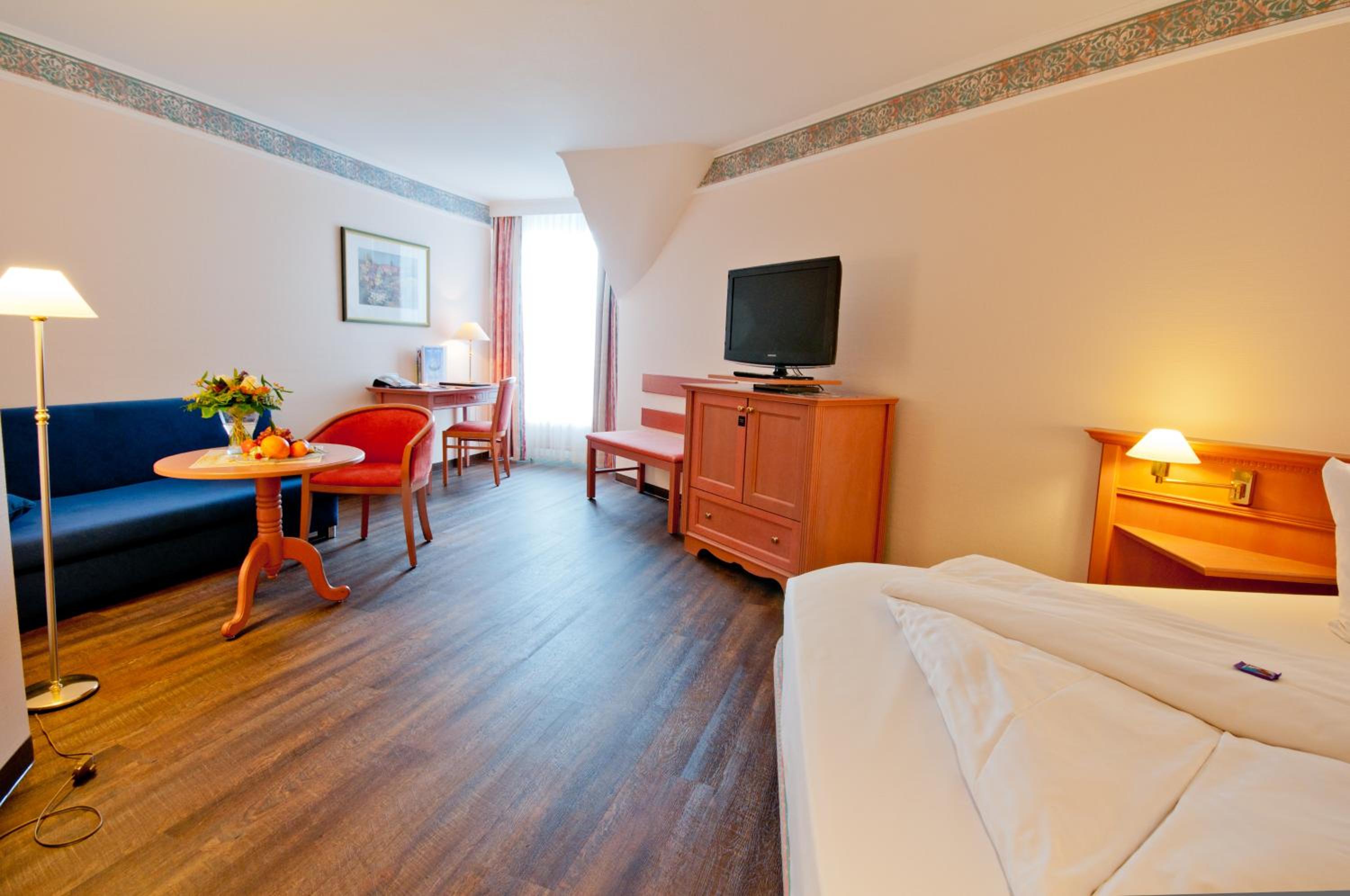 Junior Suite (1 Adult)