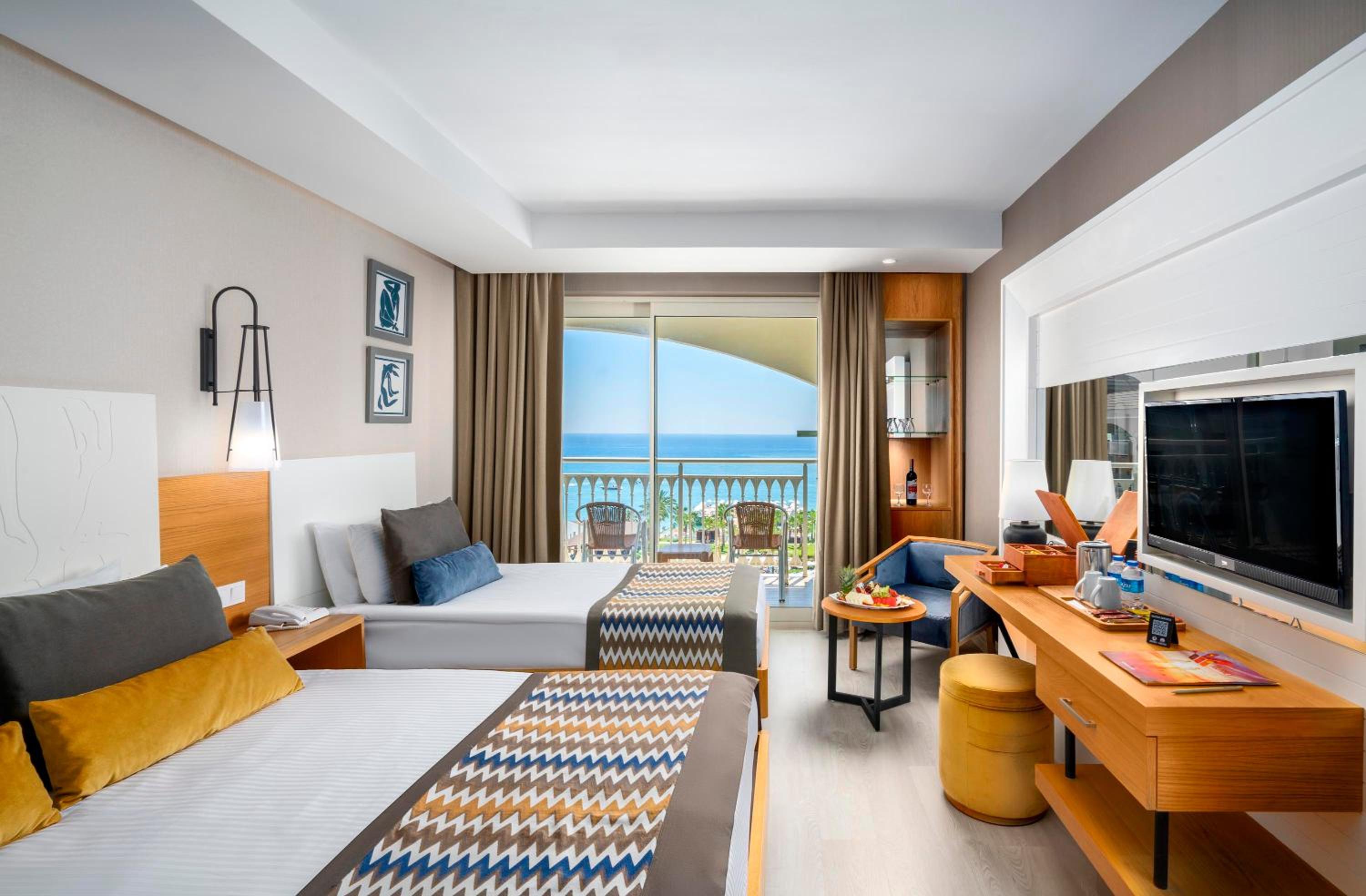 Standard Double with Sea View photo 1