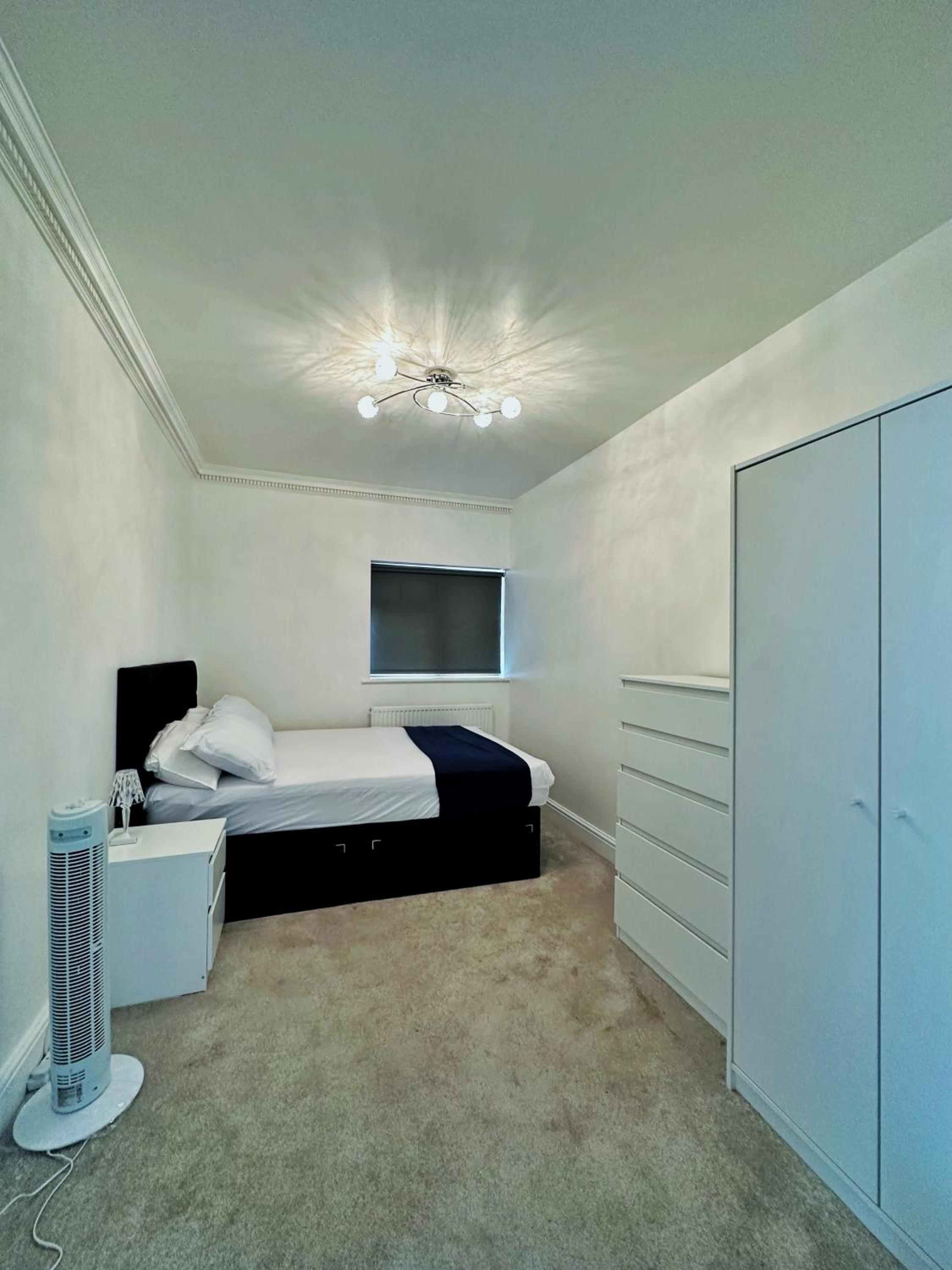 Double Room With Shared Bathroom photo 1