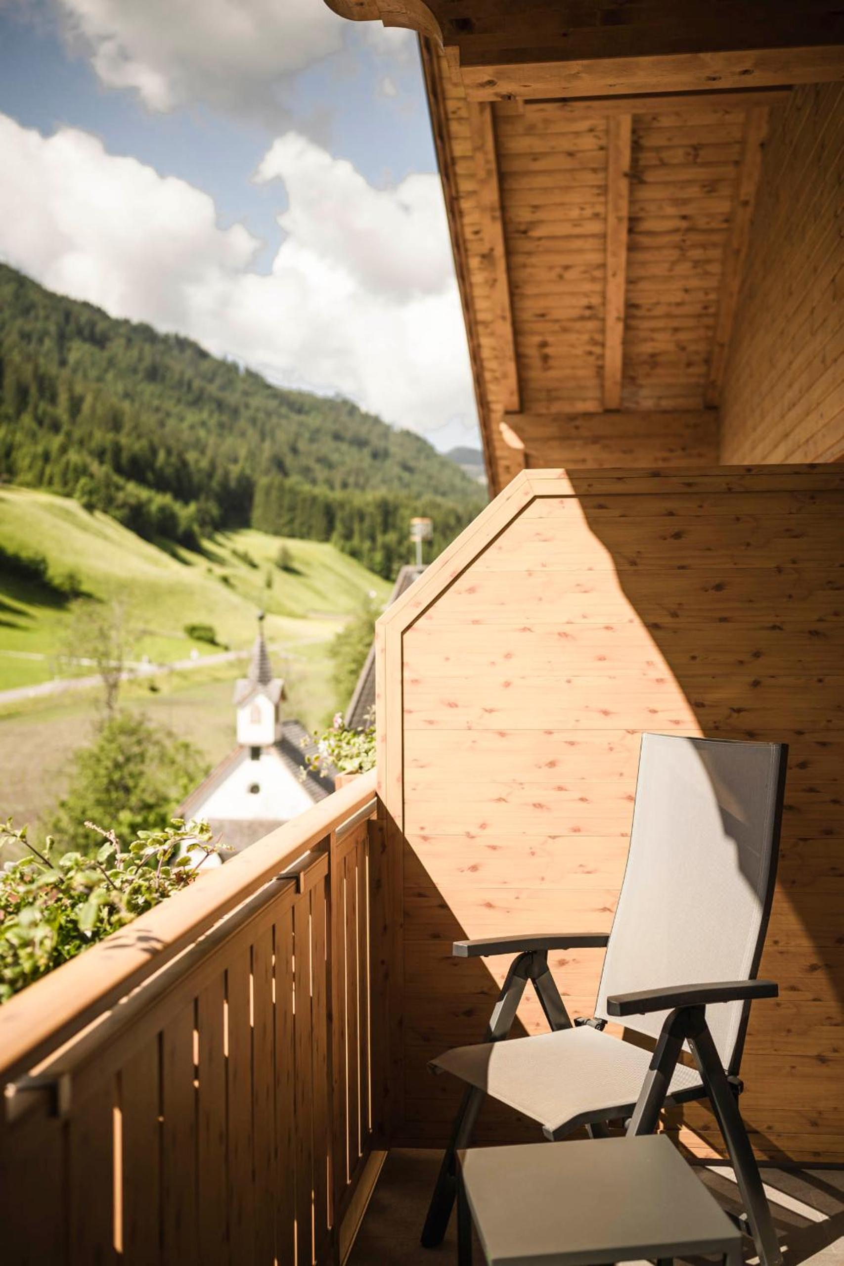 Double Room with Balcony - Photo 1
