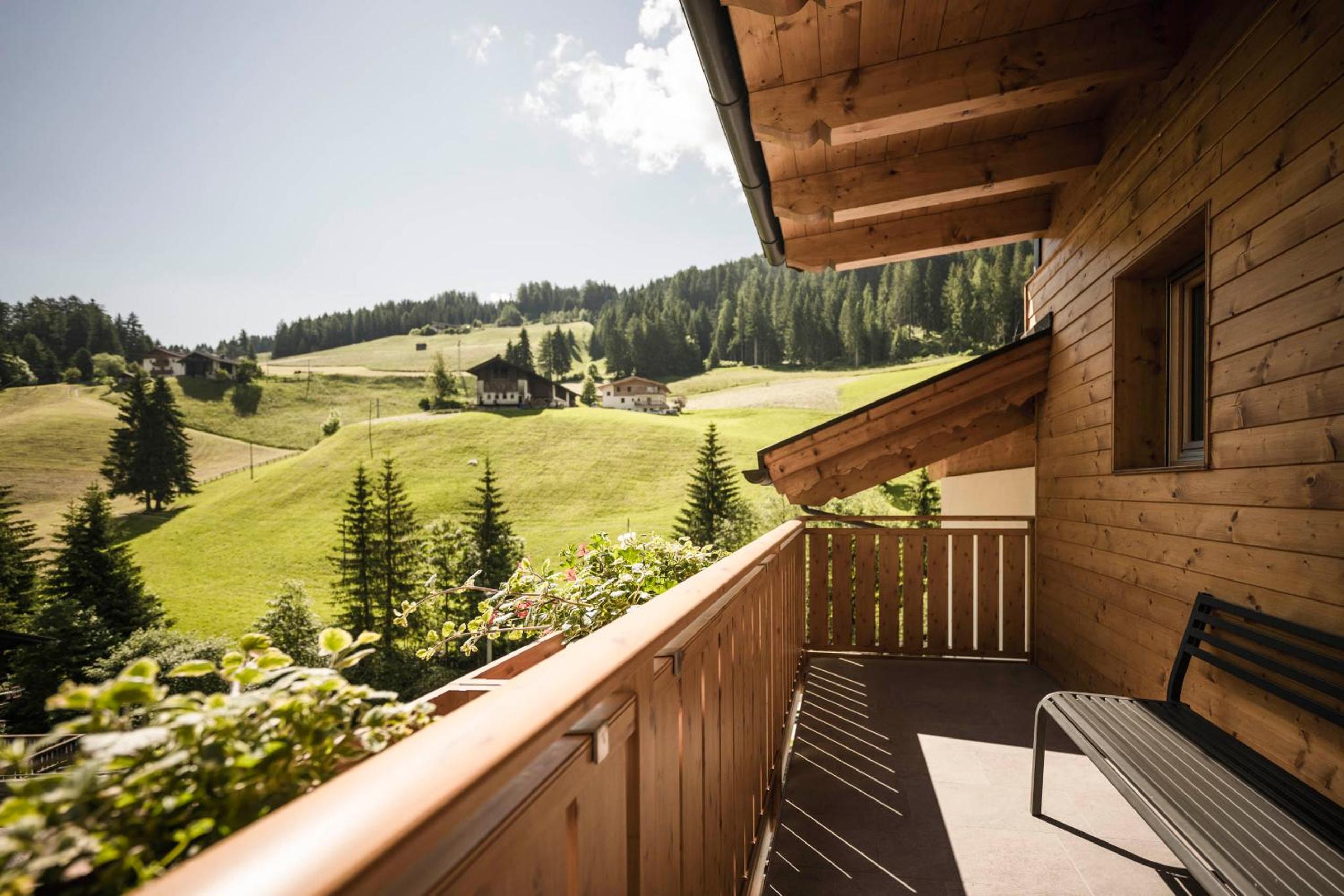 Double Room with Balcony - Photo 2
