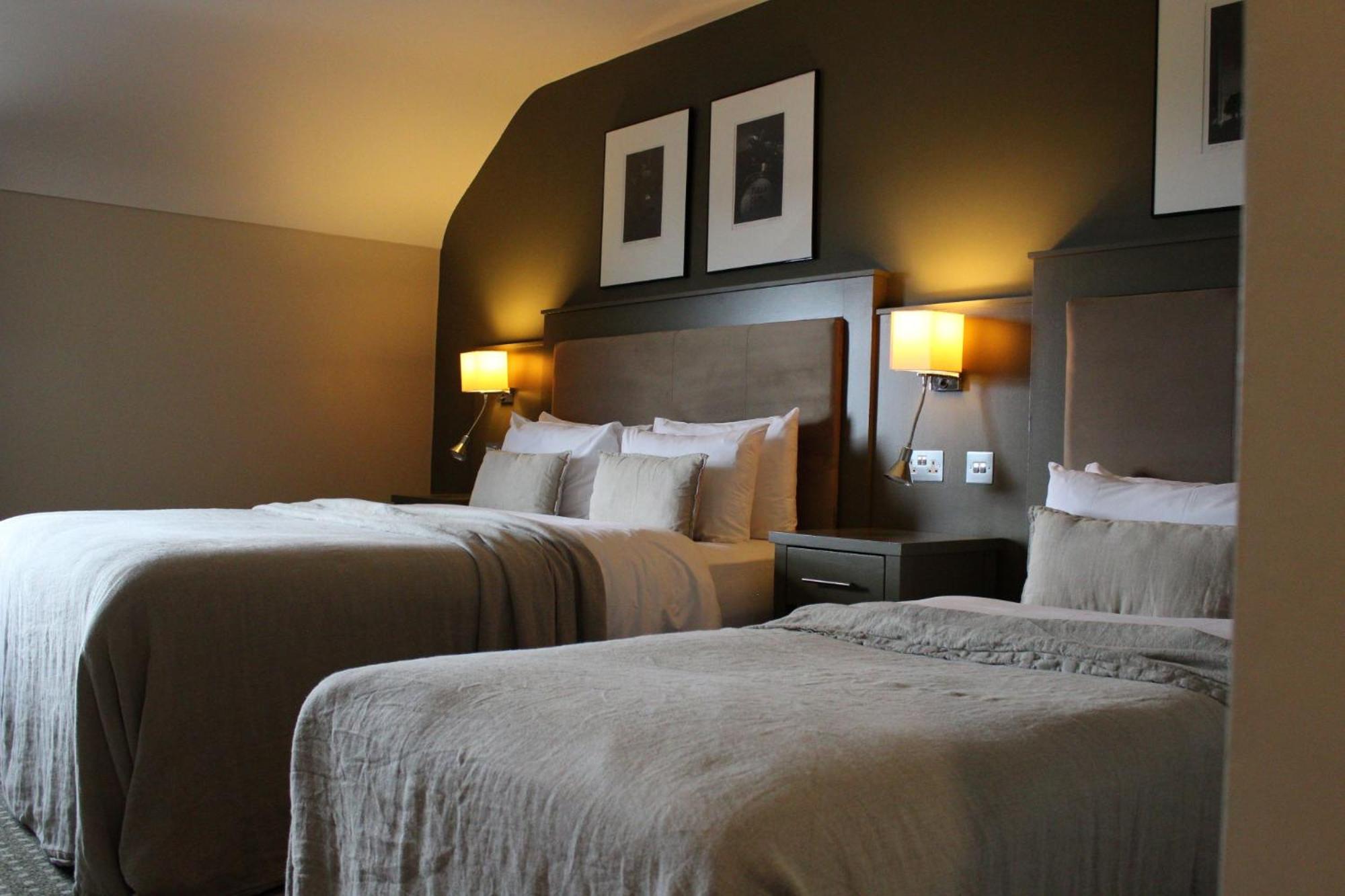 Double or Twin Room - Photo 1