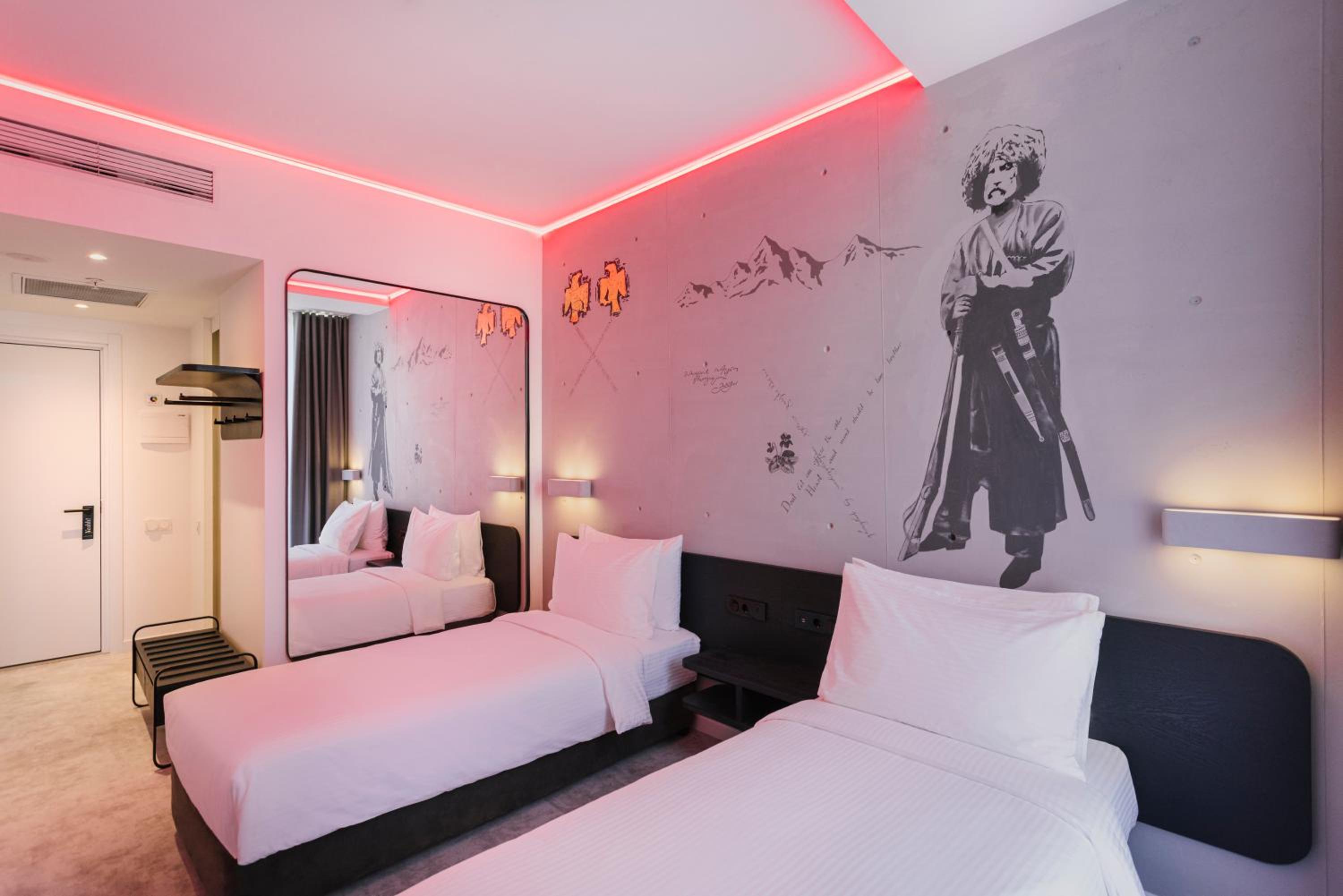 Standard Twin Room