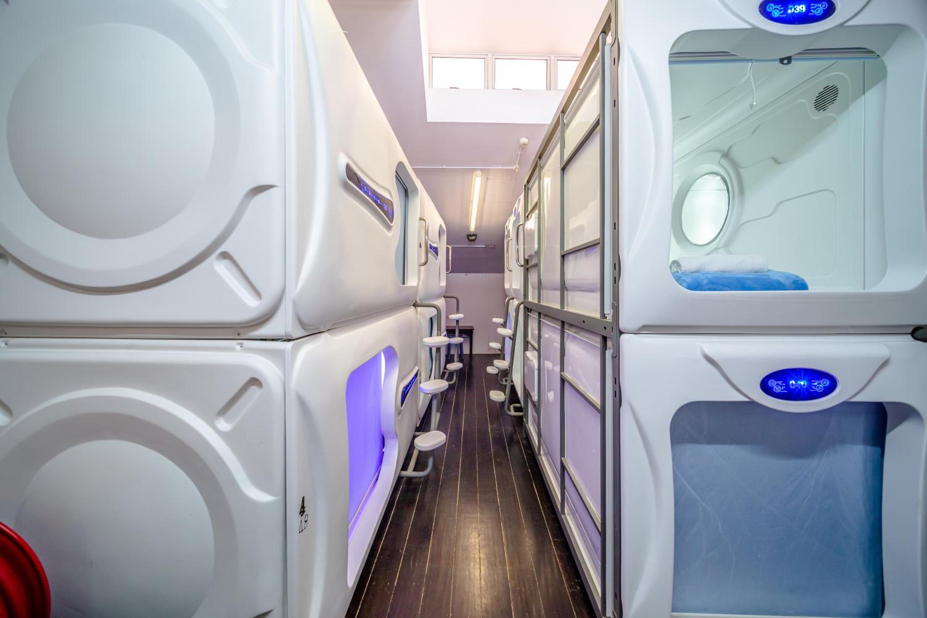 Single Space Pod (No Window) photo 3