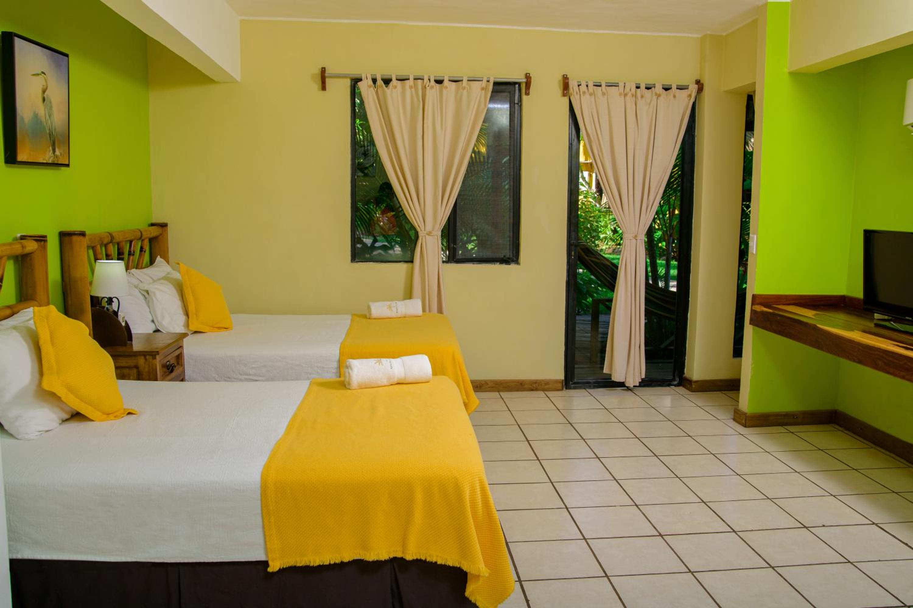 Twin Room with Garden View photo 1