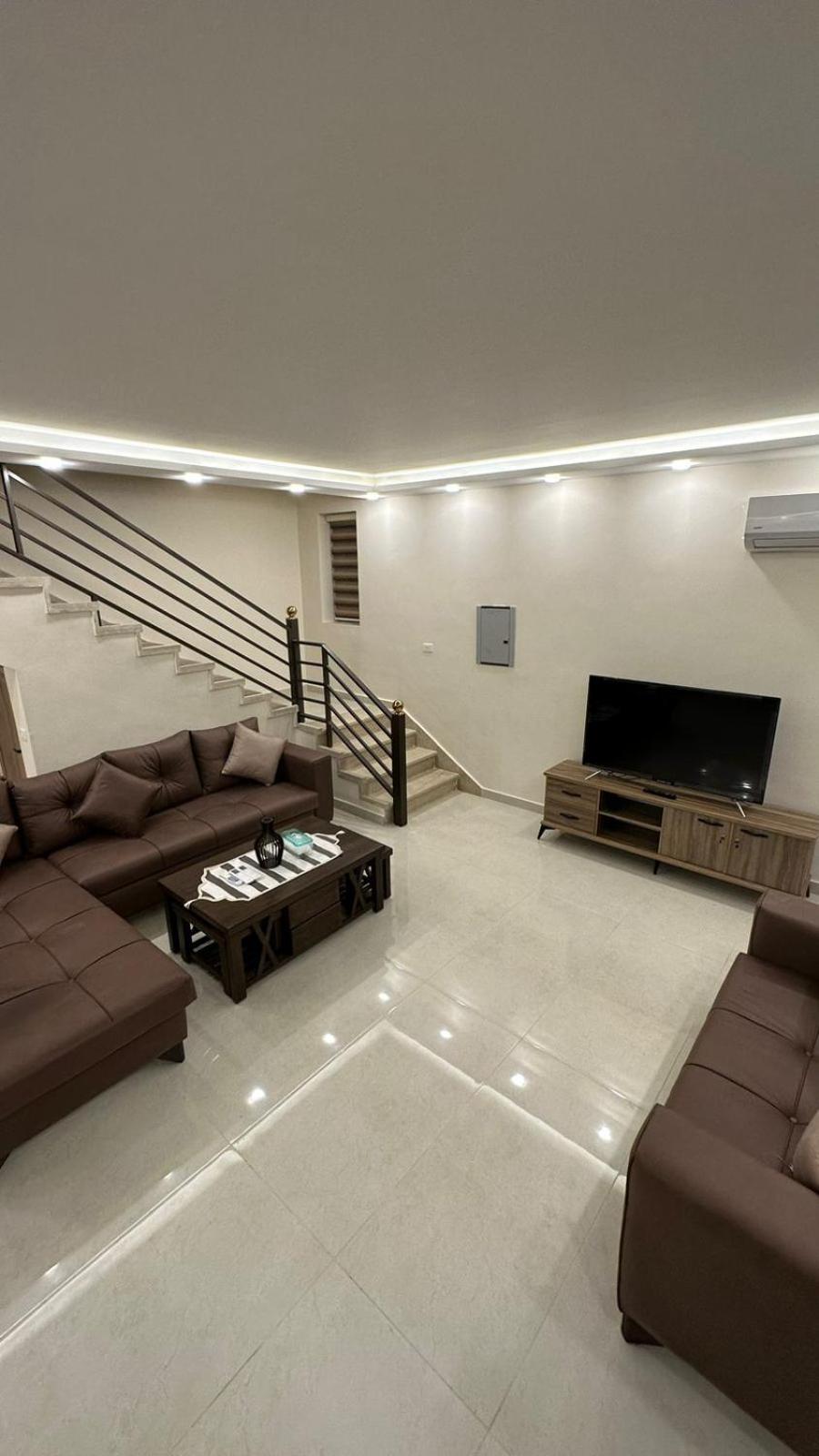 Three-Bedroom Chalet photo 2