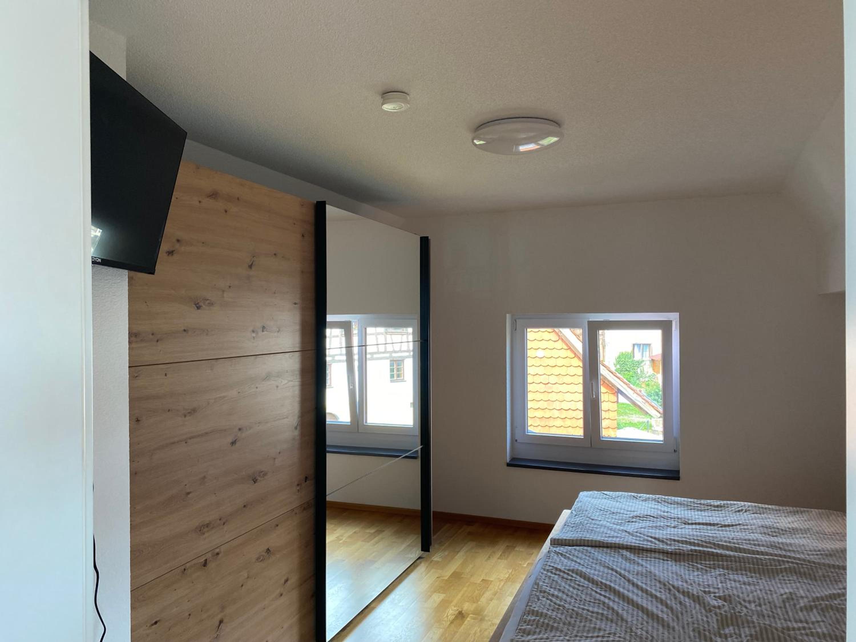 One-Bedroom Apartment photo 2