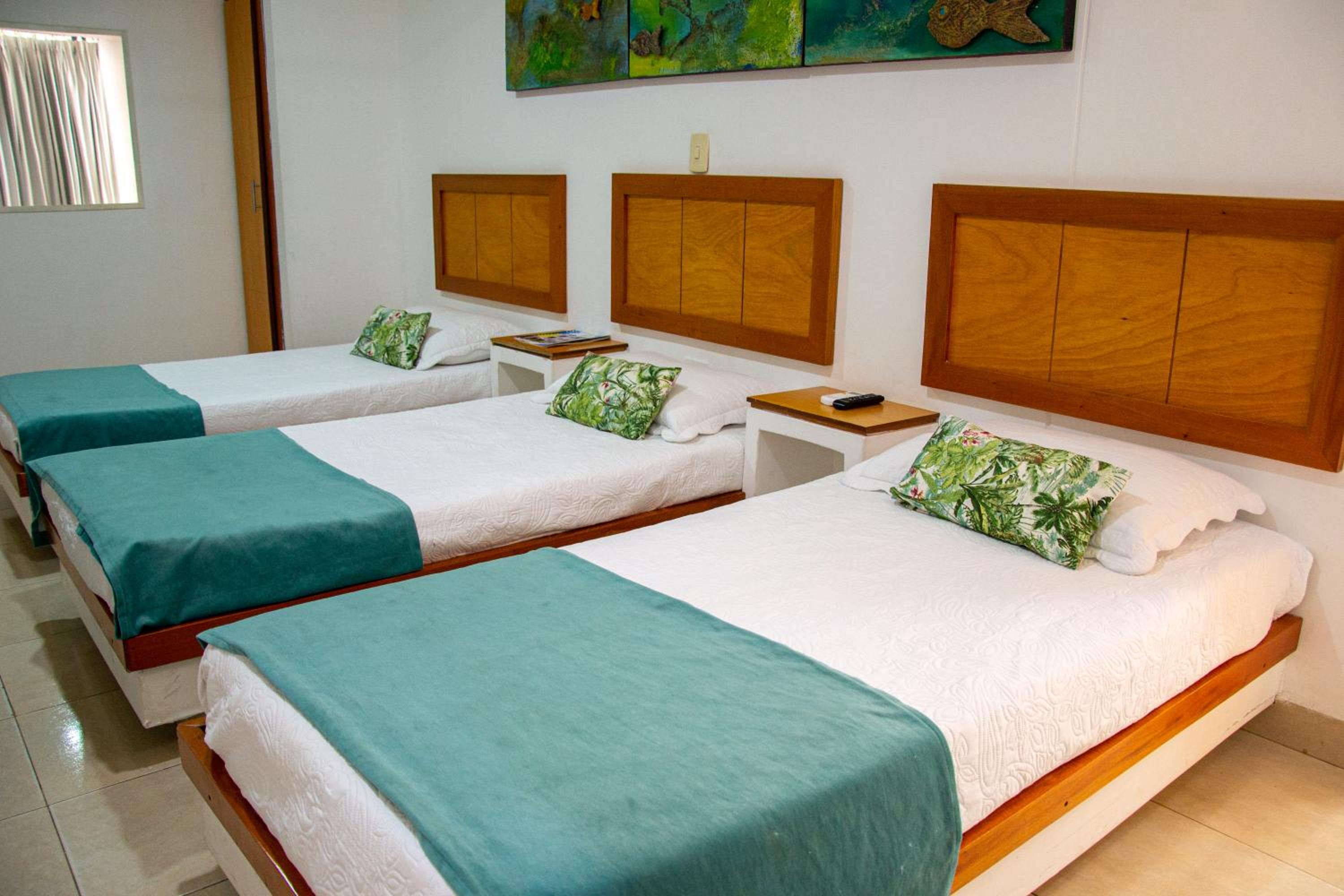 Standard Triple Room photo 2