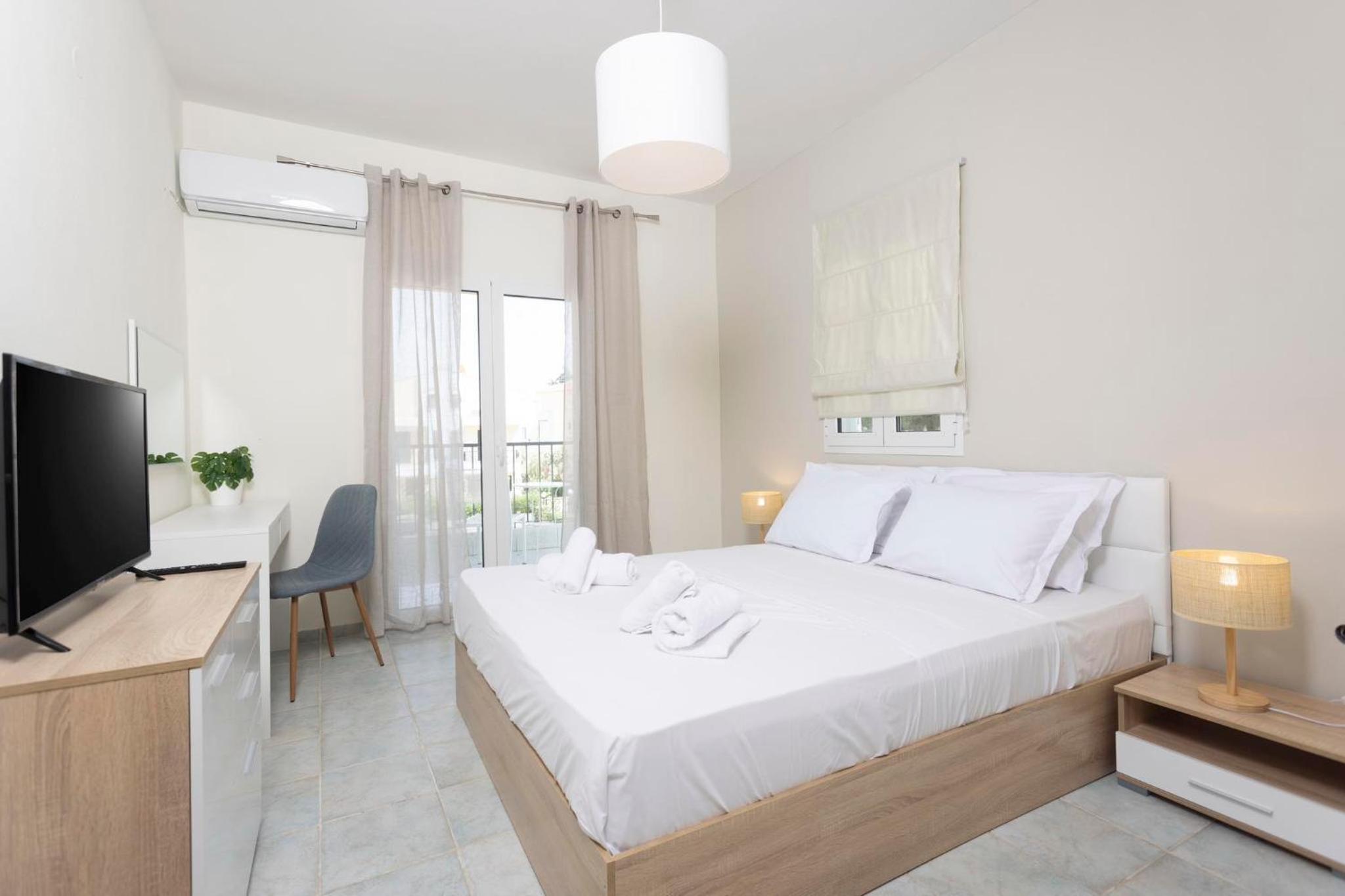 Three-Bedroom Villa photo 2