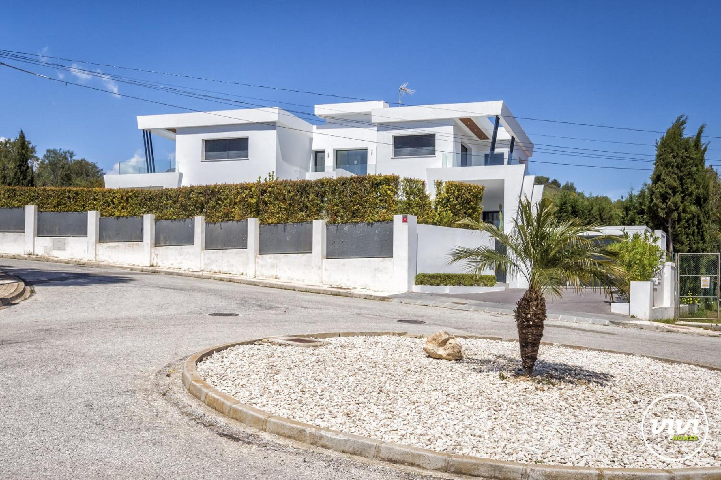 Villa with Private Pool photo 2