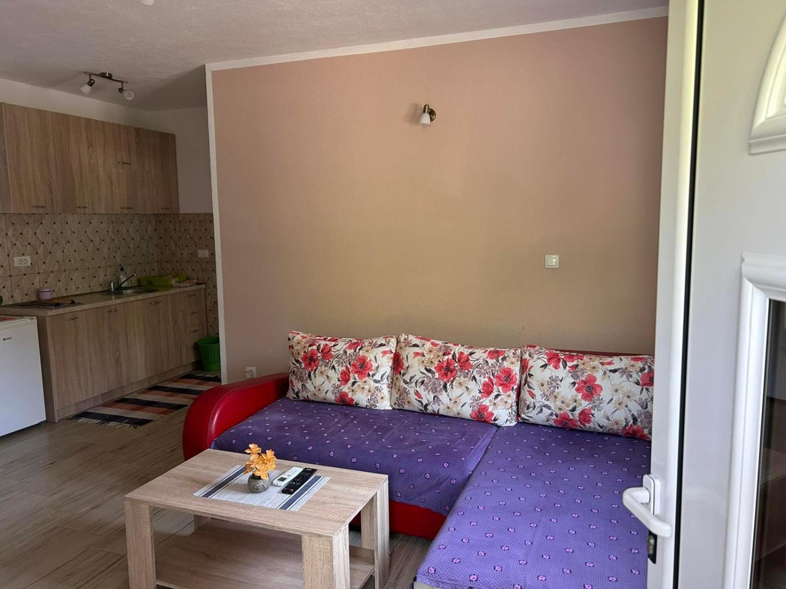Apartment - Ground Floor photo 3