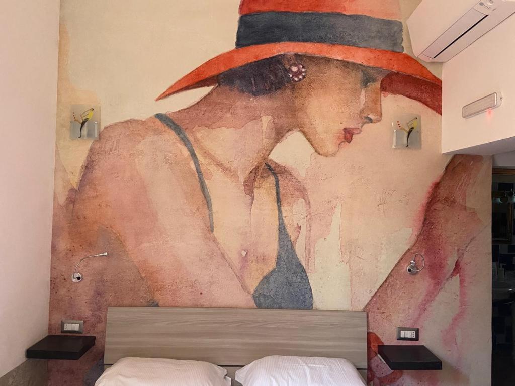 Deluxe Room - Photo 6