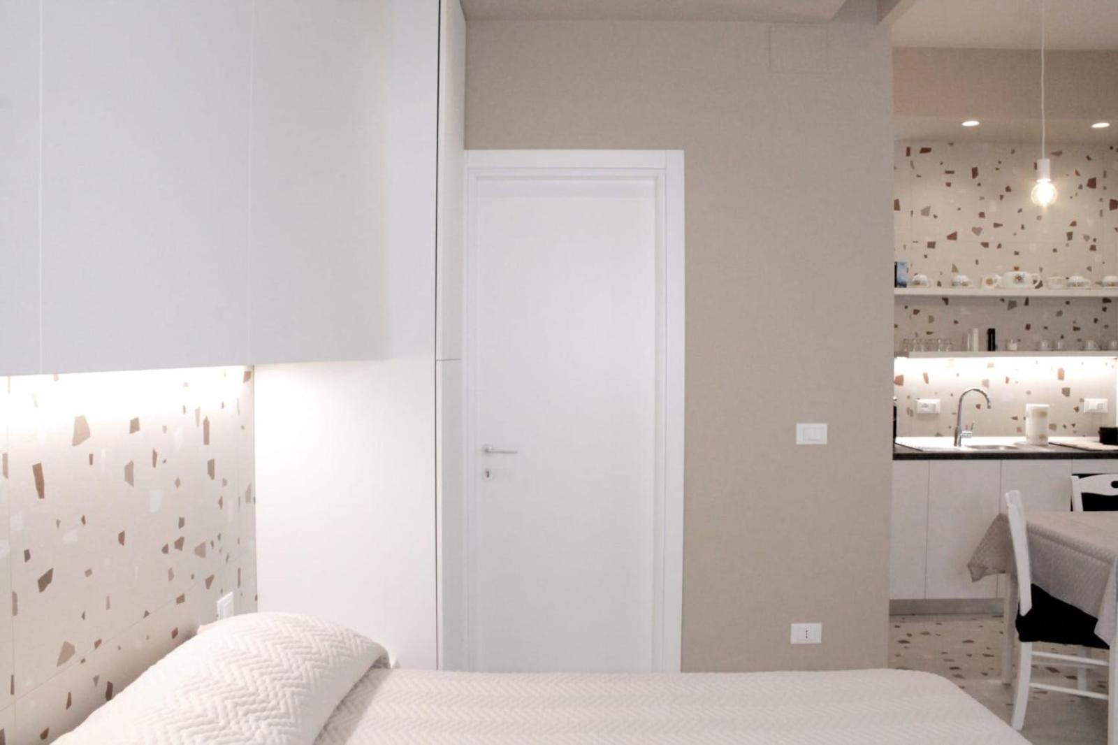 One-Bedroom House photo 2