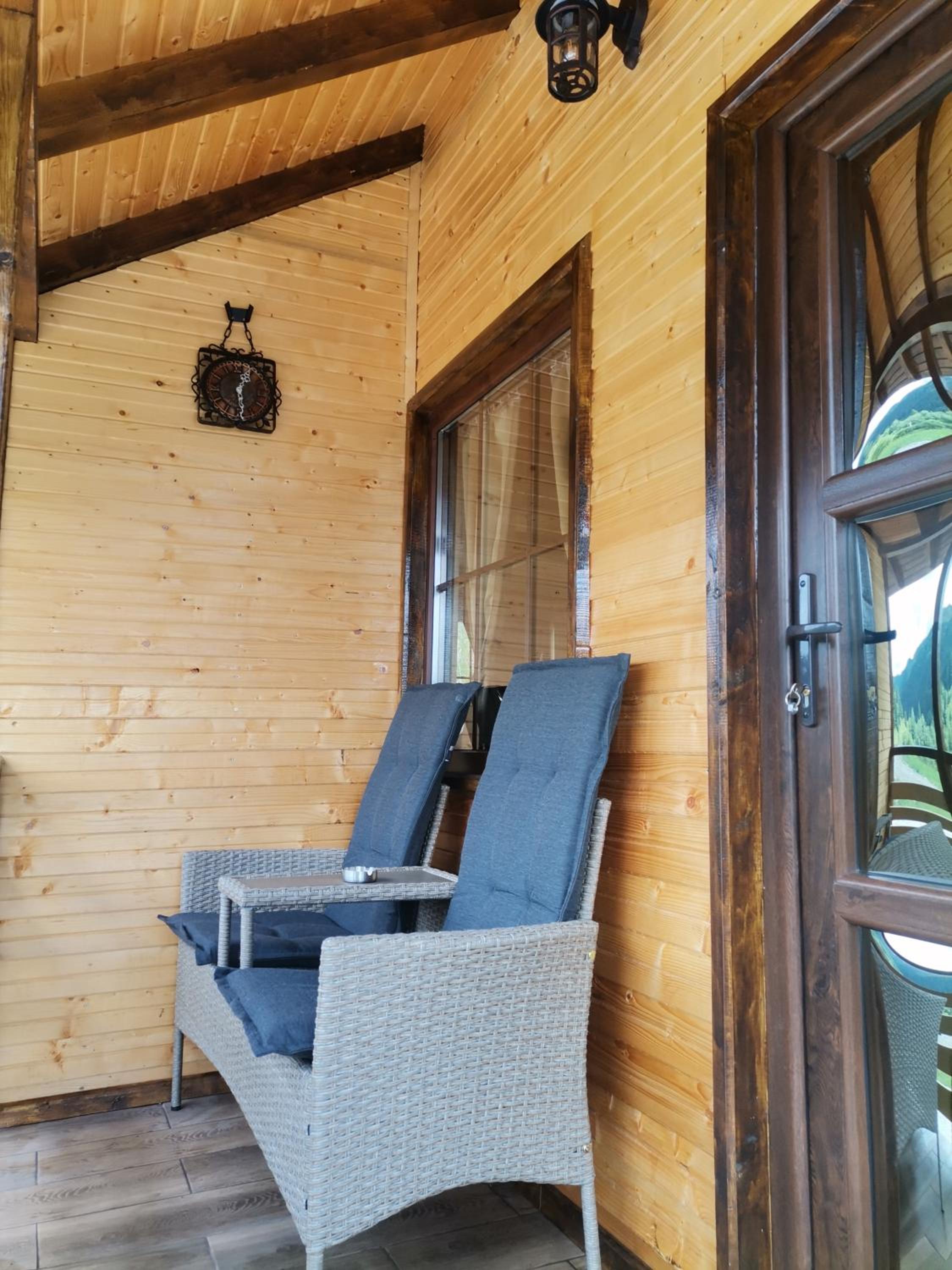 One-Bedroom Chalet - Photo 6
