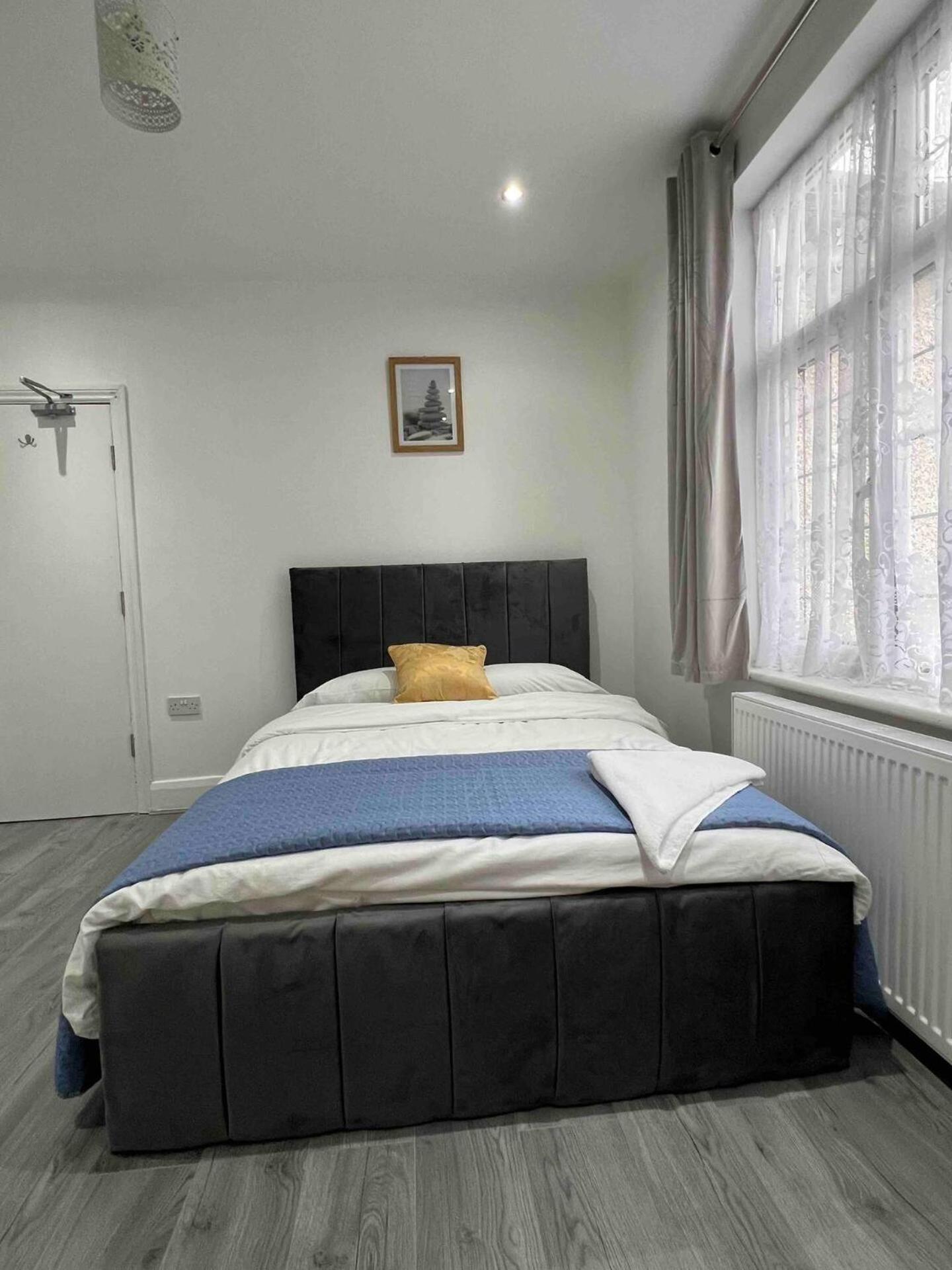 Apartment photo 3